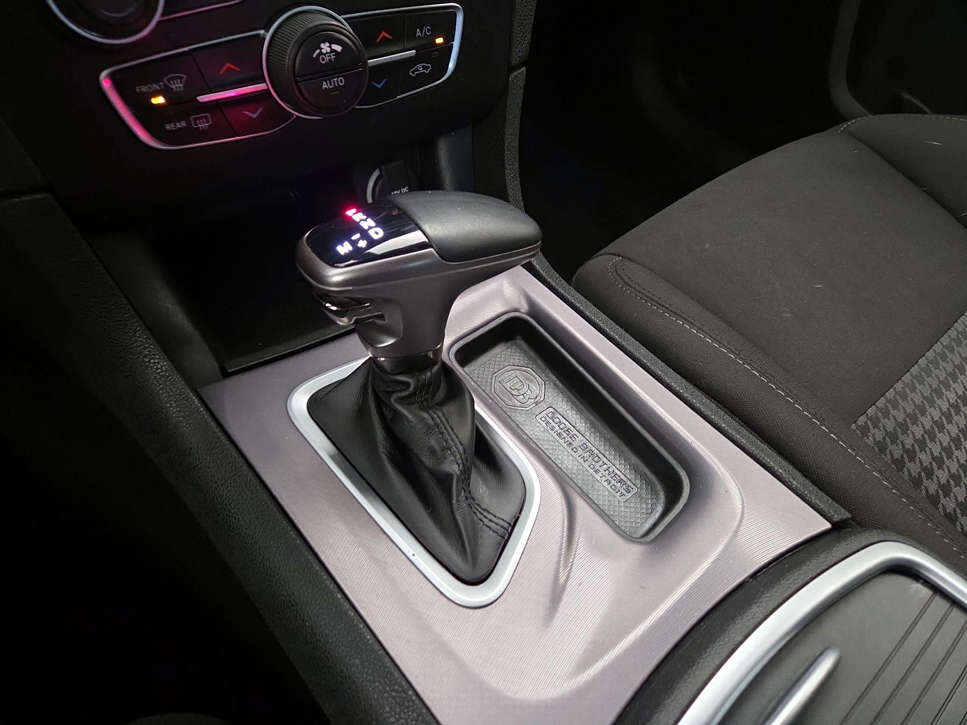 Thumbnail: 2022 Dodge Charger - 18