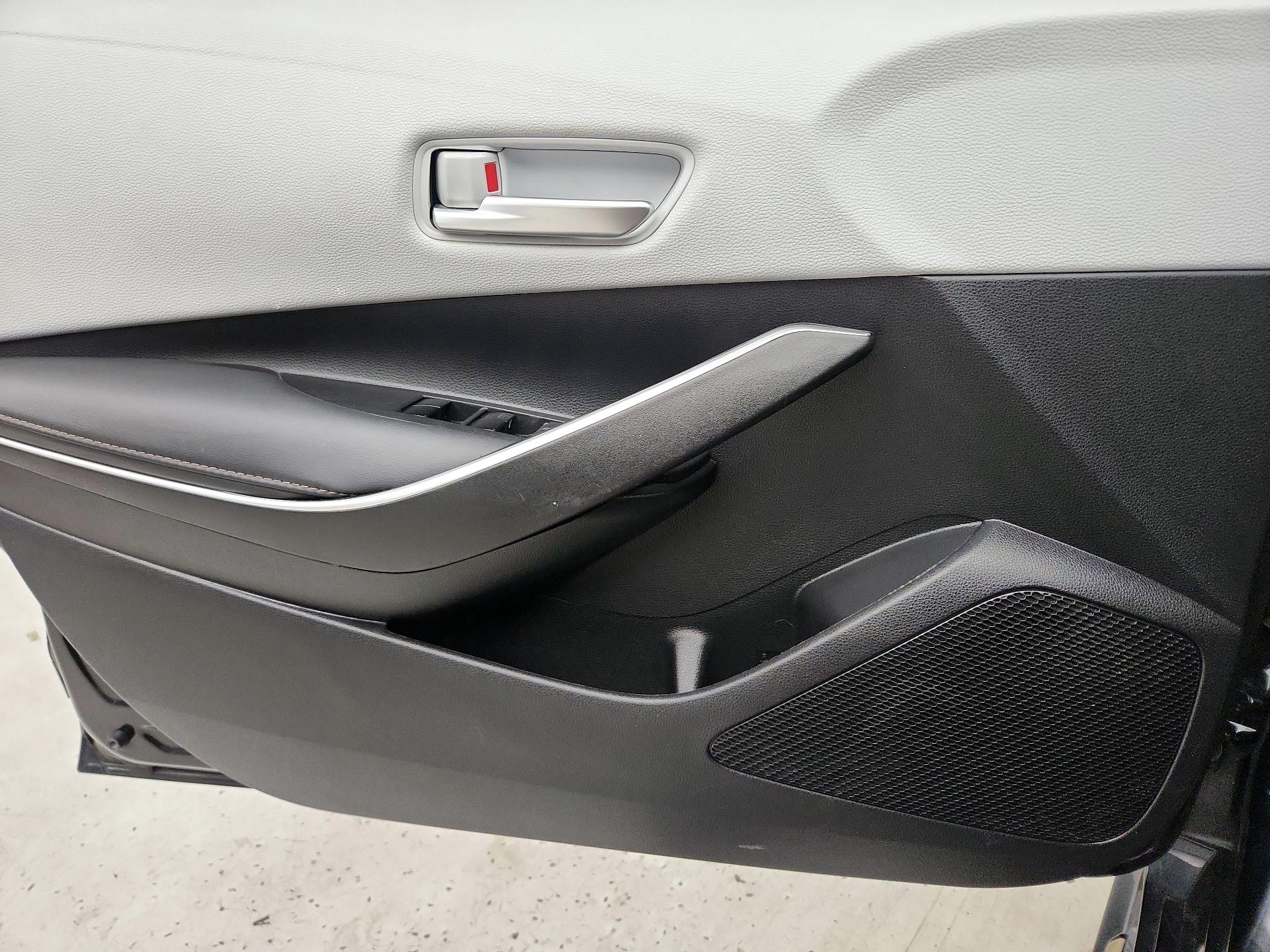 Thumbnail: 2022 Toyota Corolla - 12