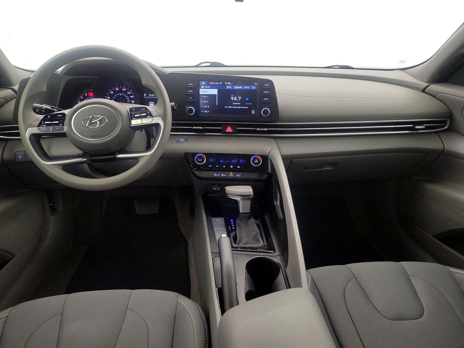 Thumbnail: 2023 Hyundai Elantra - 9