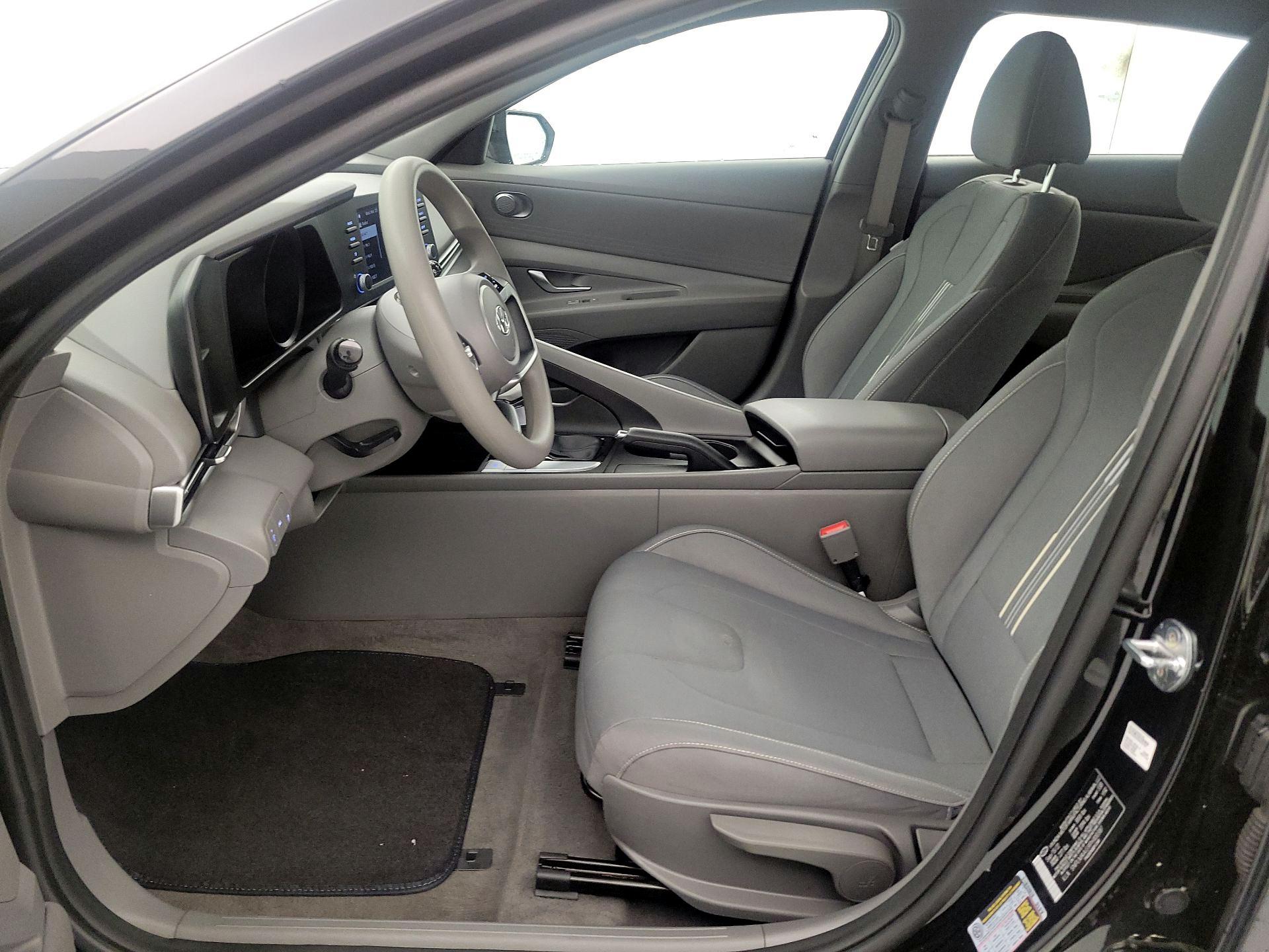 Thumbnail: 2023 Hyundai Elantra - 11