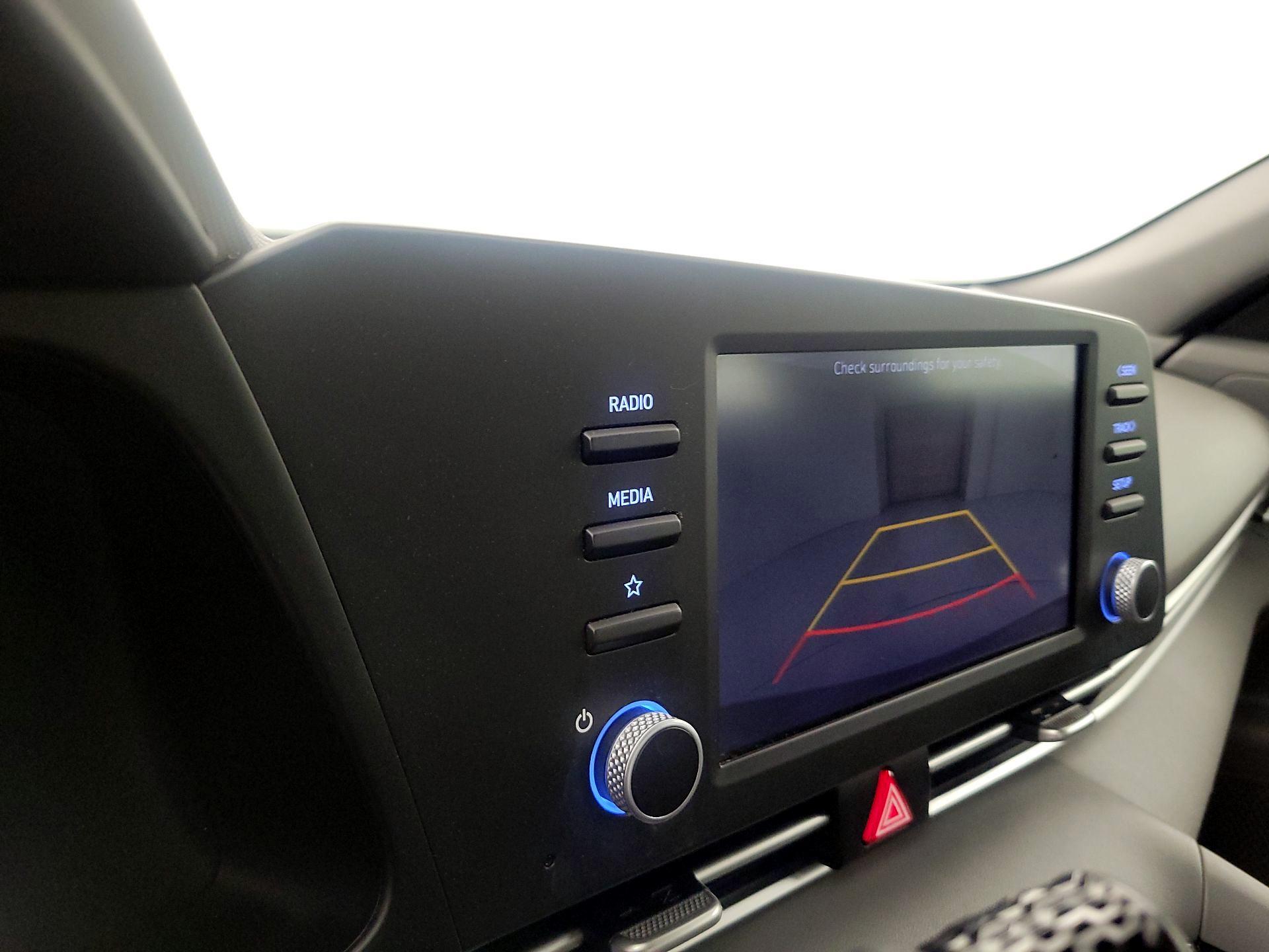 Thumbnail: 2023 Hyundai Elantra - 14