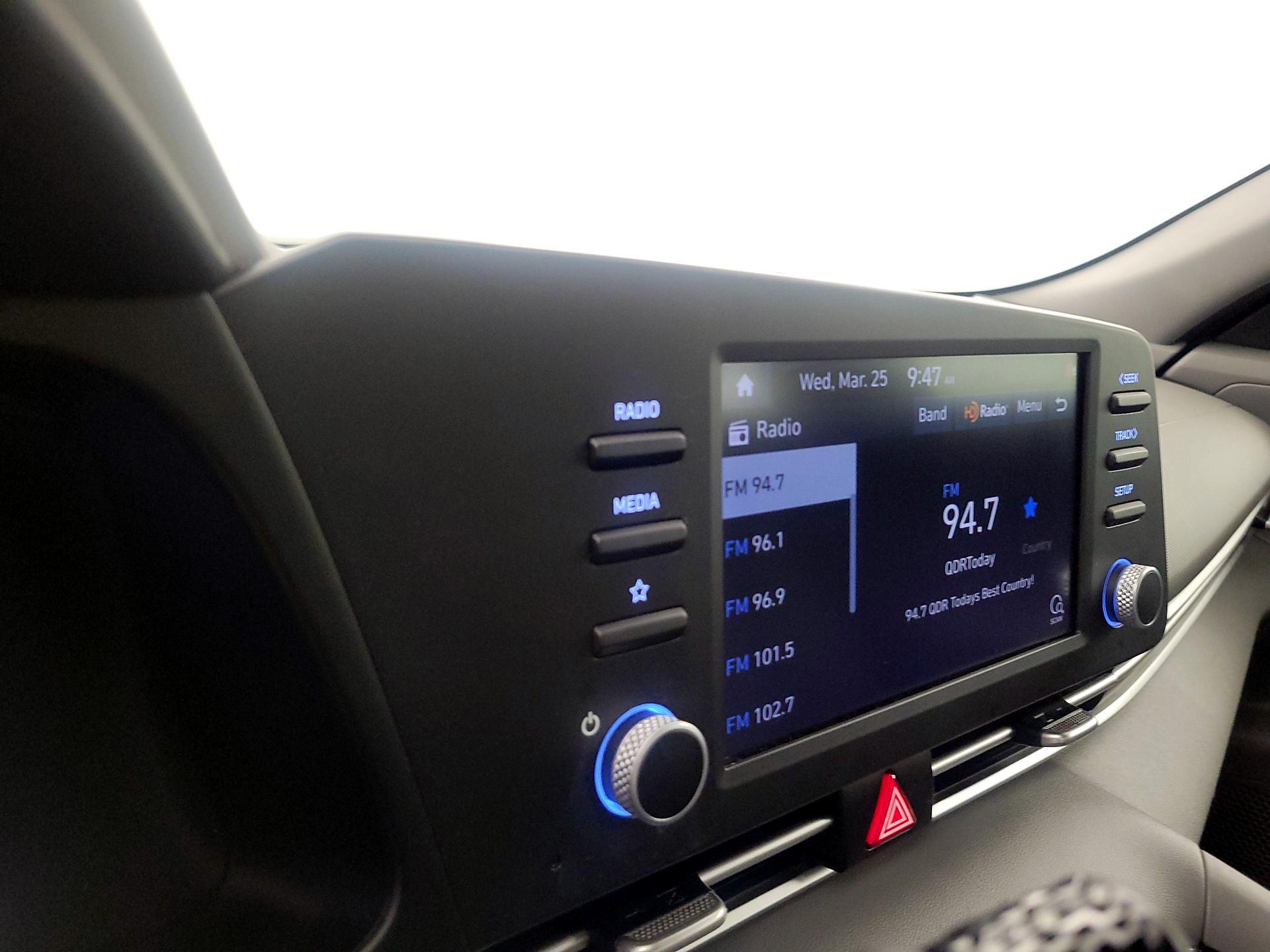 Thumbnail: 2023 Hyundai Elantra - 15