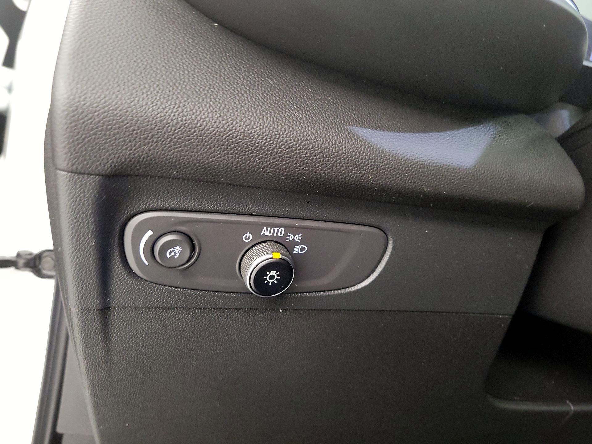 Thumbnail: 2023 Buick Envision - 13