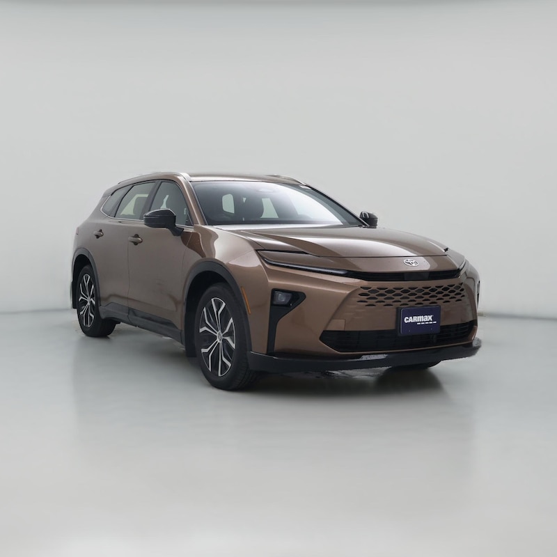 2025 Toyota Crown Signia XLE