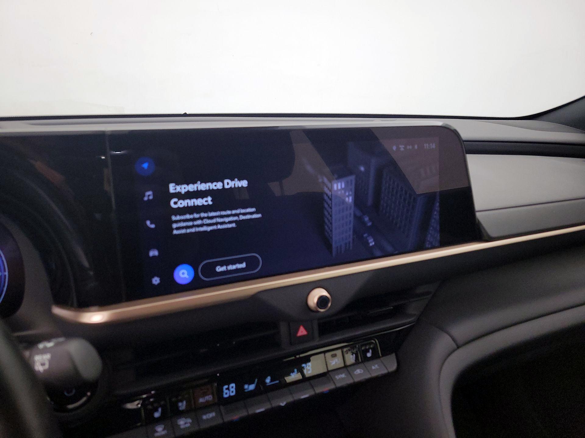 Thumbnail: 2025 Toyota Crown Signia - 14