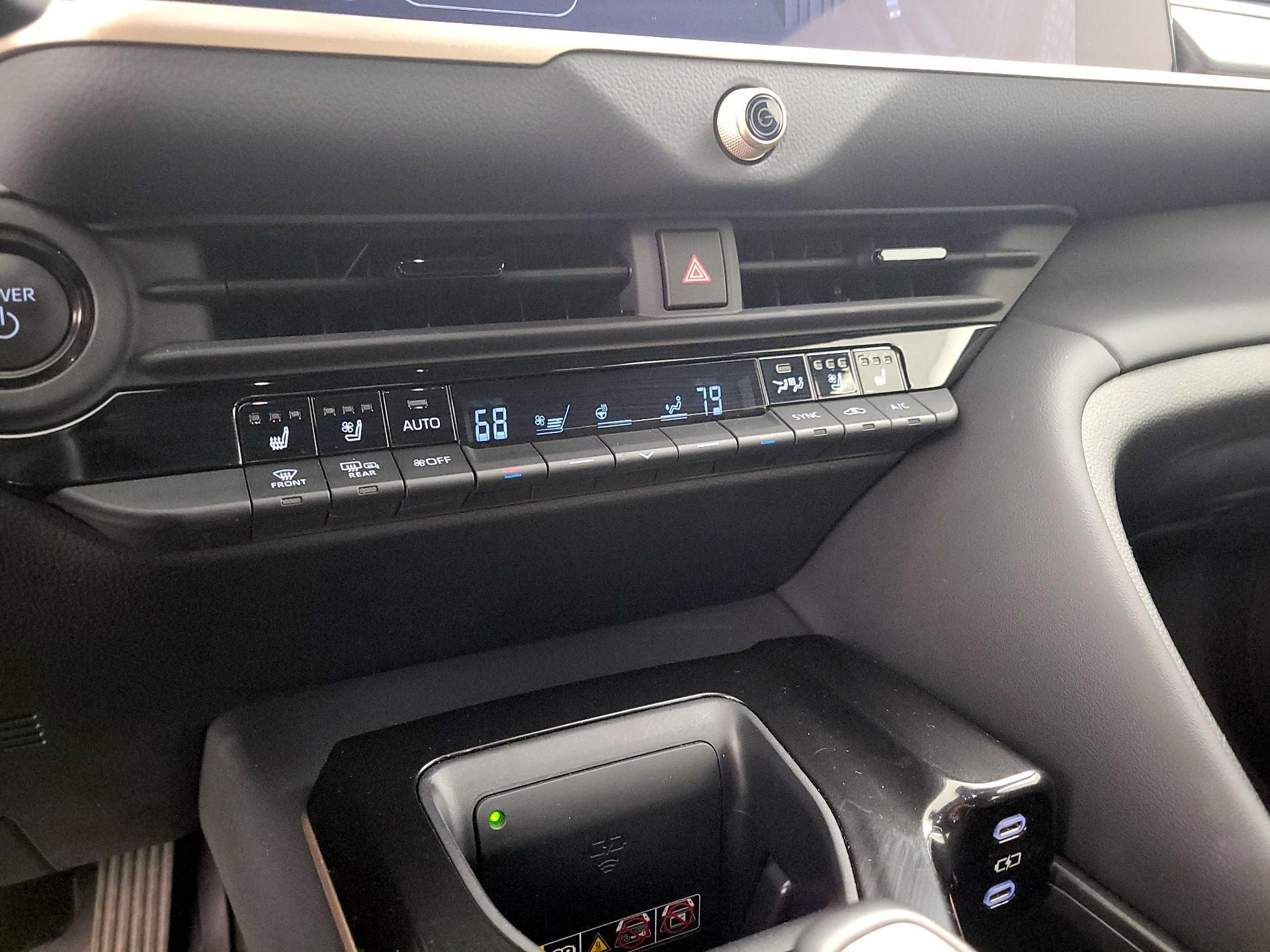 Thumbnail: 2025 Toyota Crown Signia - 17