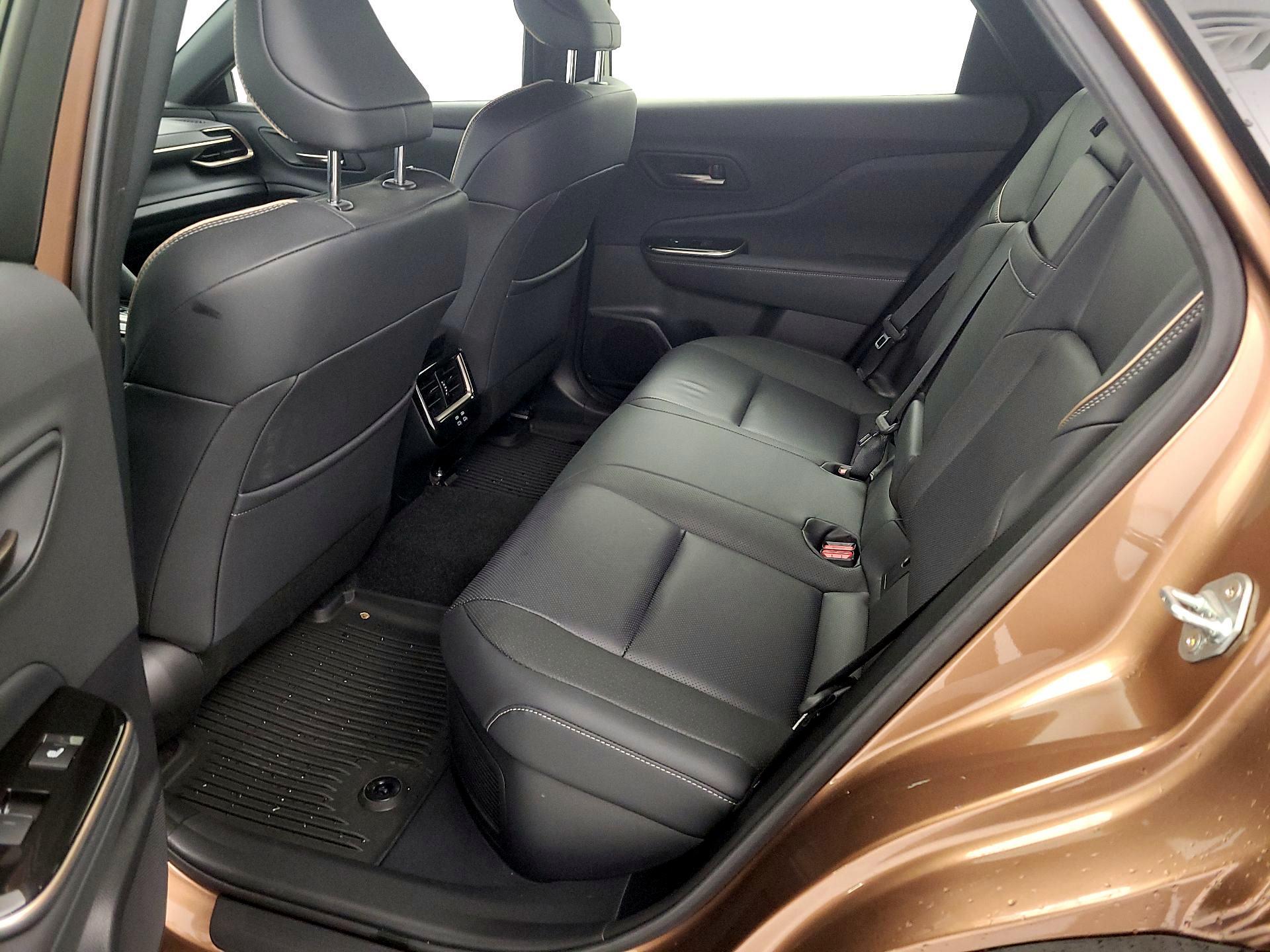 Thumbnail: 2025 Toyota Crown Signia - 20