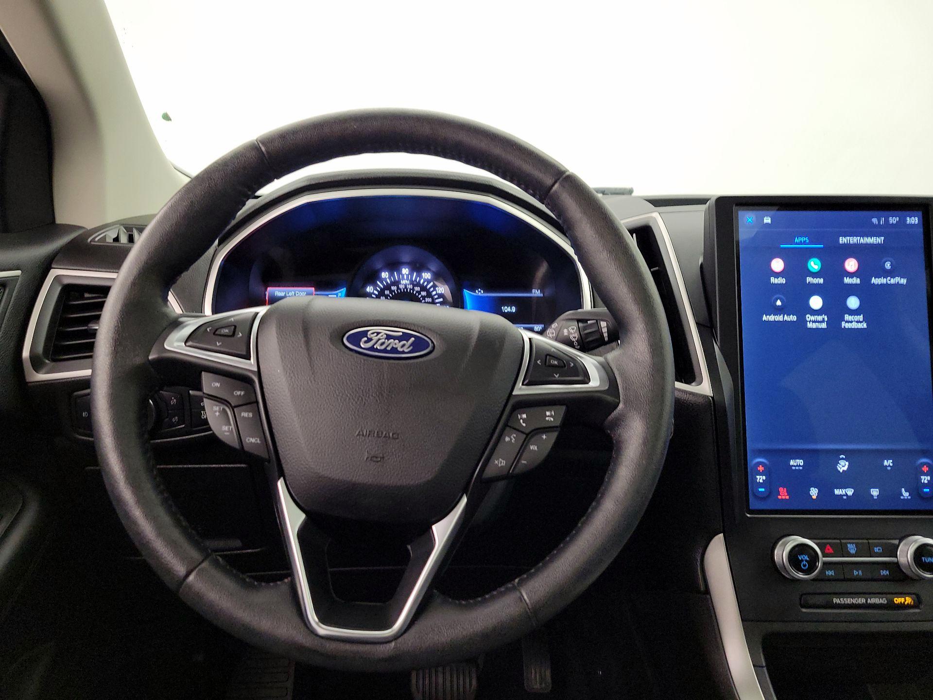 Thumbnail: 2021 Ford Edge - 10