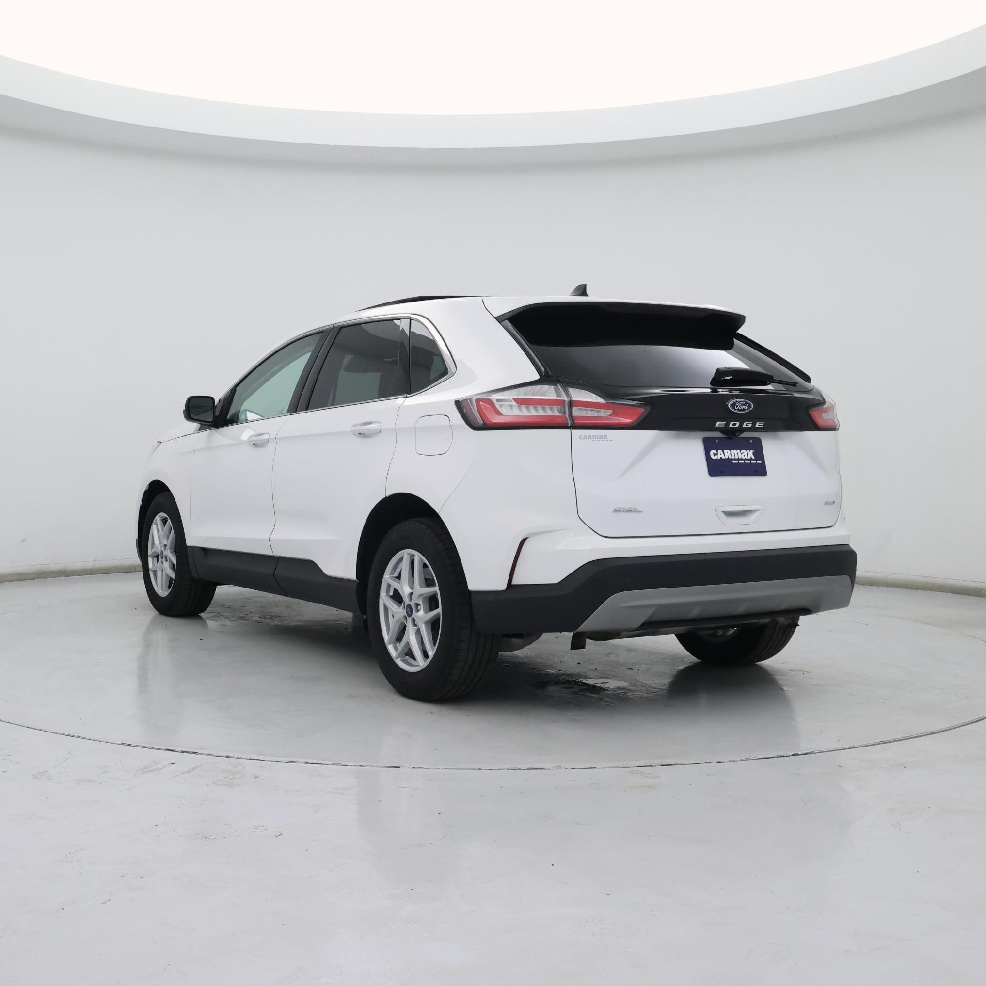 Thumbnail: 2021 Ford Edge - 2