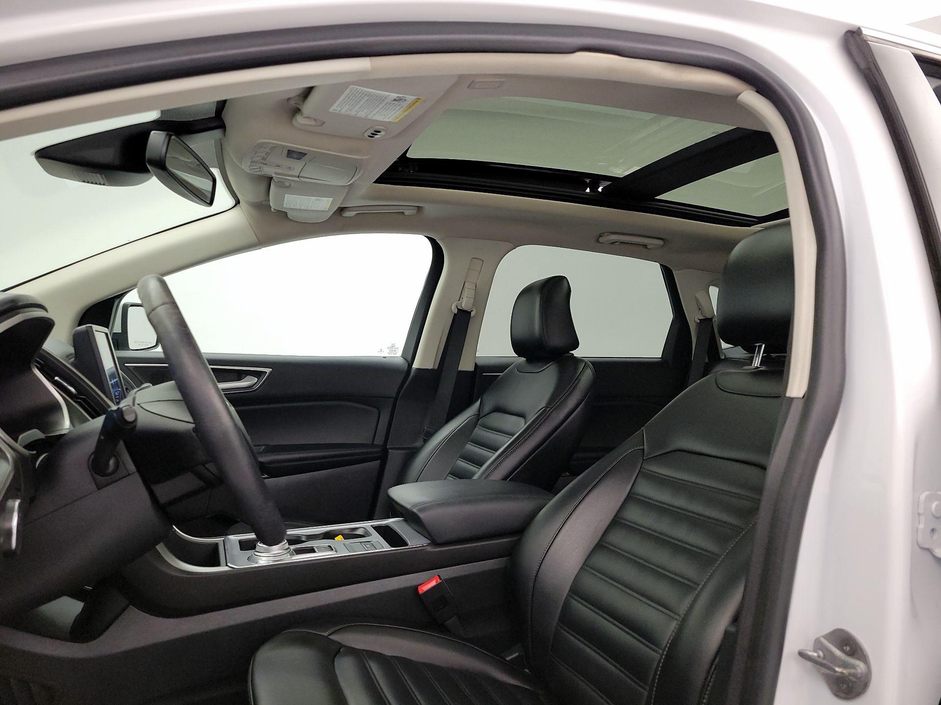 Thumbnail: 2021 Ford Edge - 19