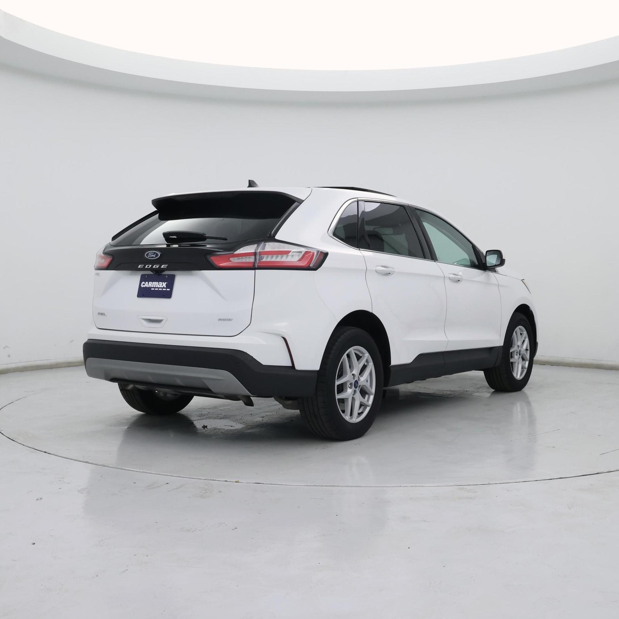 Thumbnail: 2021 Ford Edge - 8