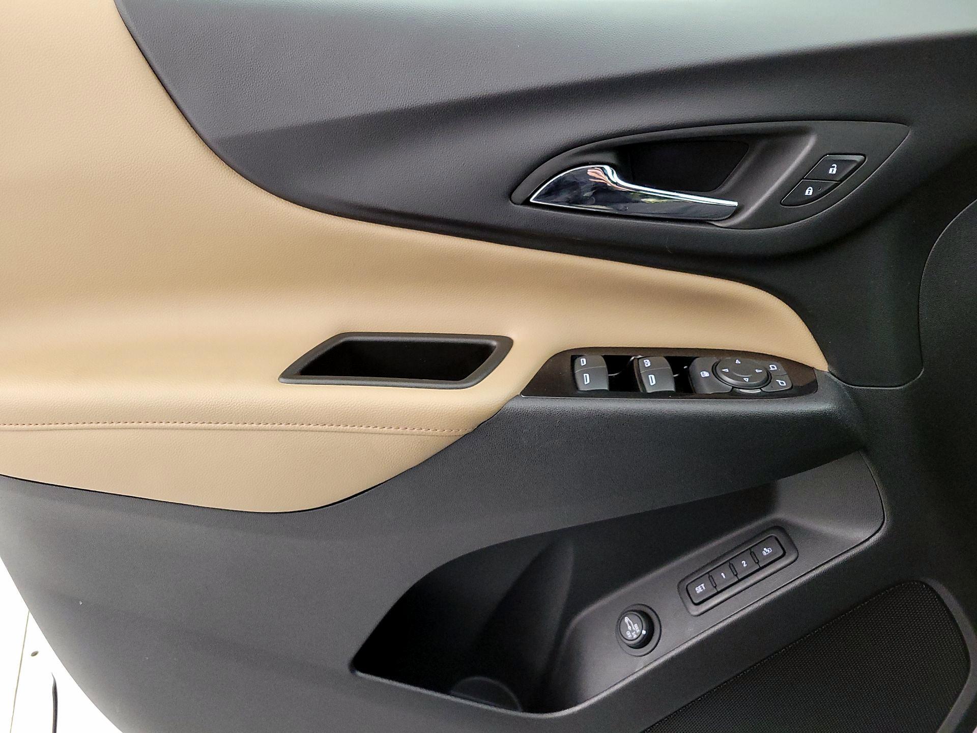 Thumbnail: 2023 Chevrolet Equinox - 12