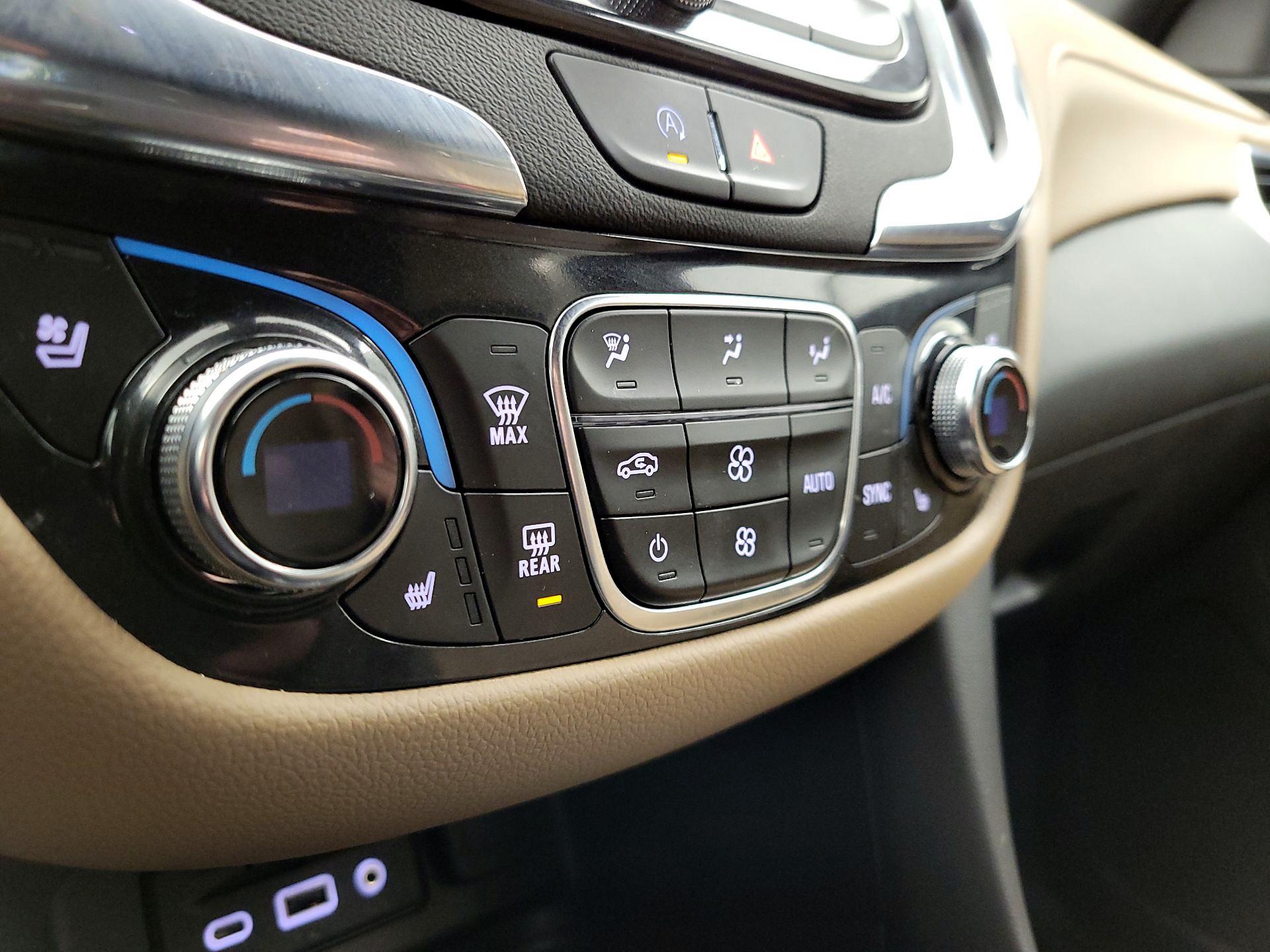 Thumbnail: 2023 Chevrolet Equinox - 17