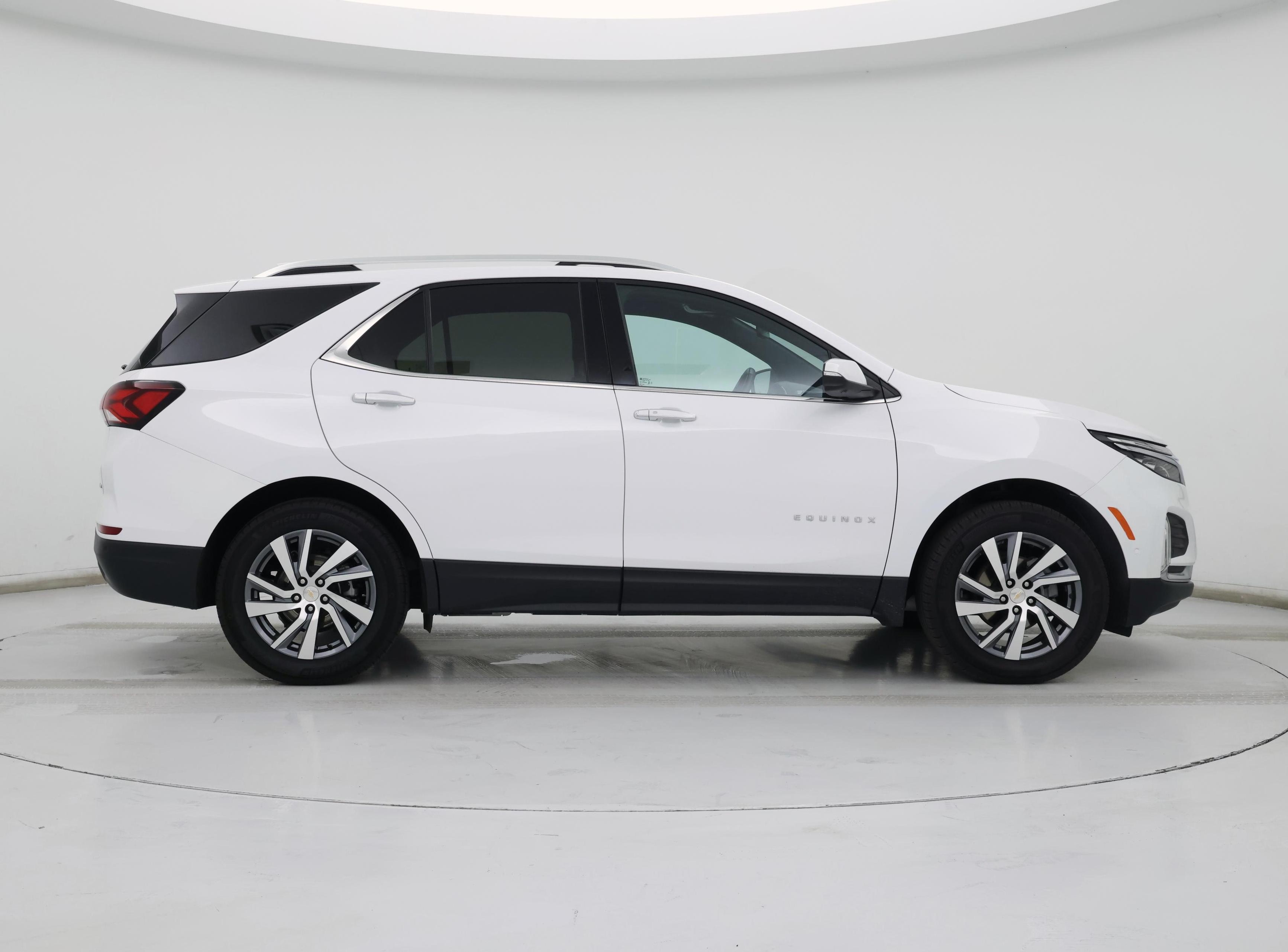 Thumbnail: 2023 Chevrolet Equinox - 7