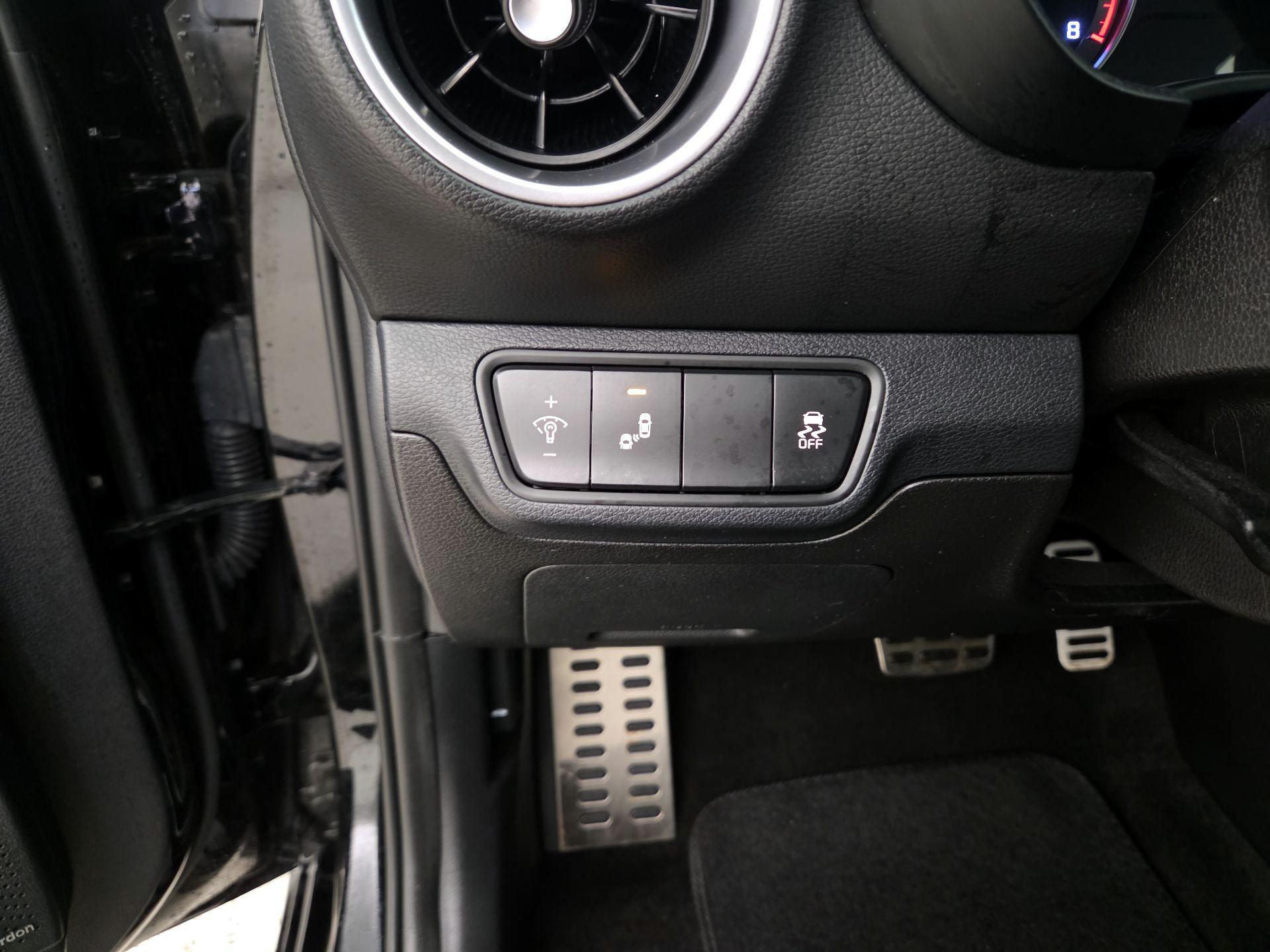 Thumbnail: 2023 Kia Forte - 13