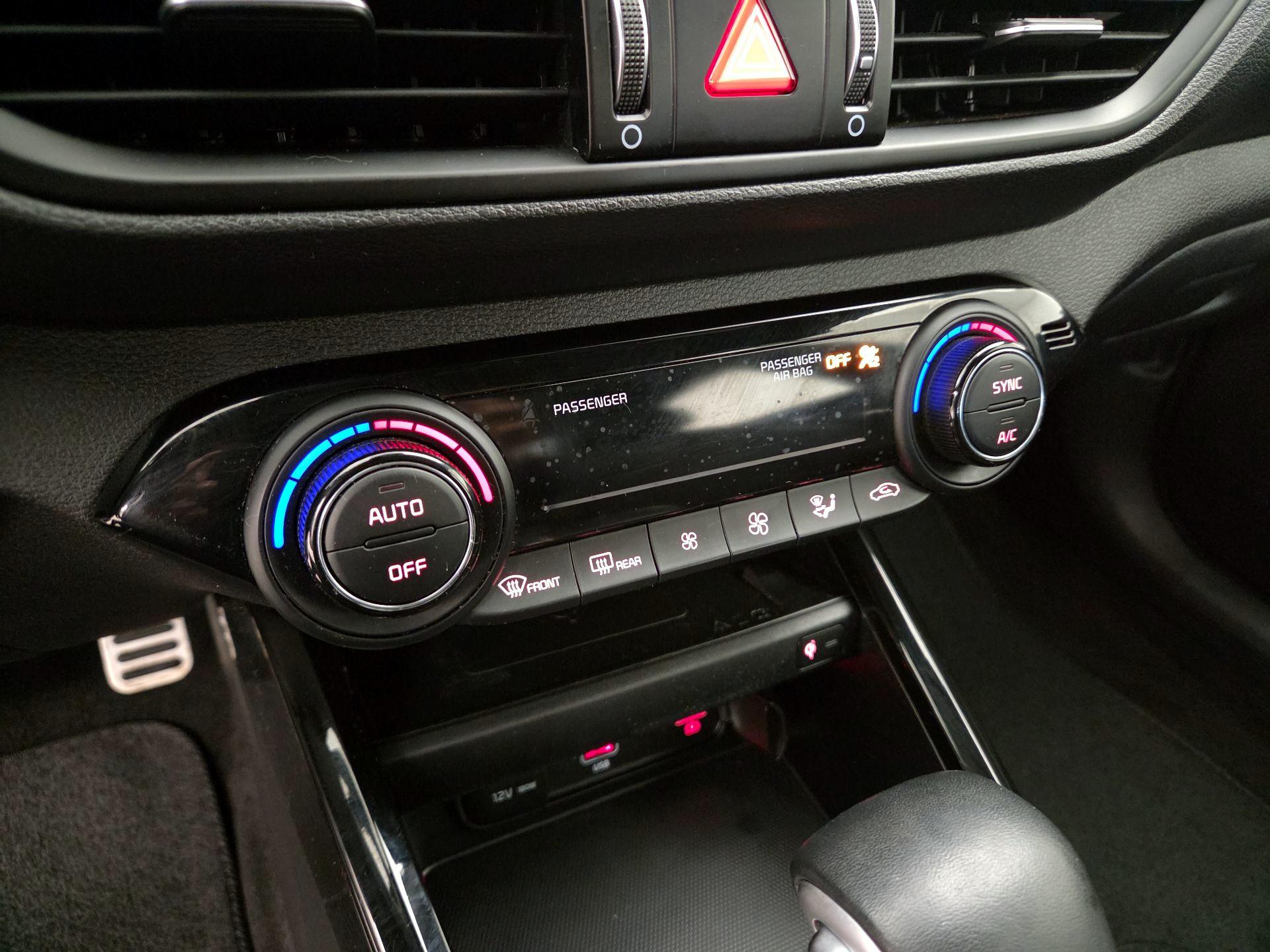 Thumbnail: 2023 Kia Forte - 17