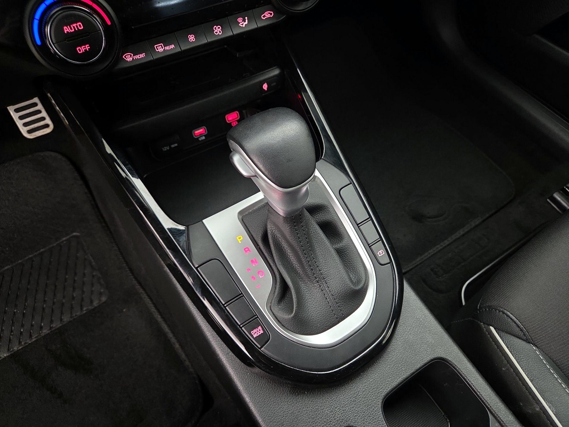 Thumbnail: 2023 Kia Forte - 18