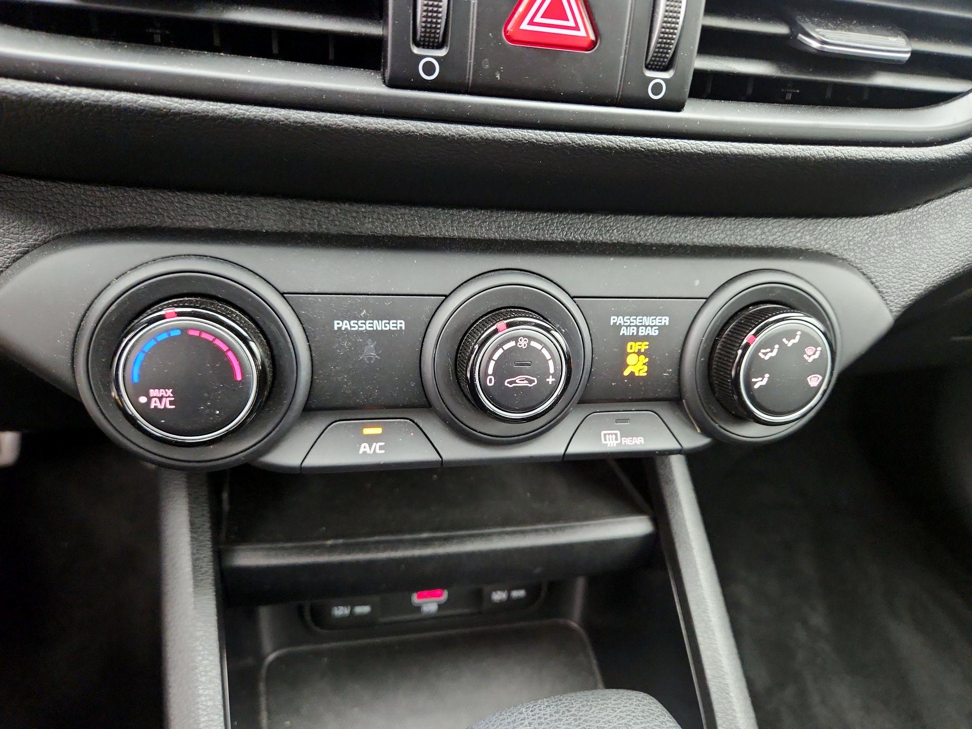 Thumbnail: 2023 Kia Forte - 16