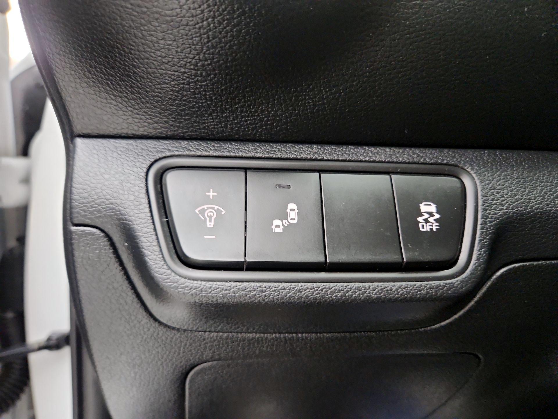 Thumbnail: 2023 Kia Forte - 13