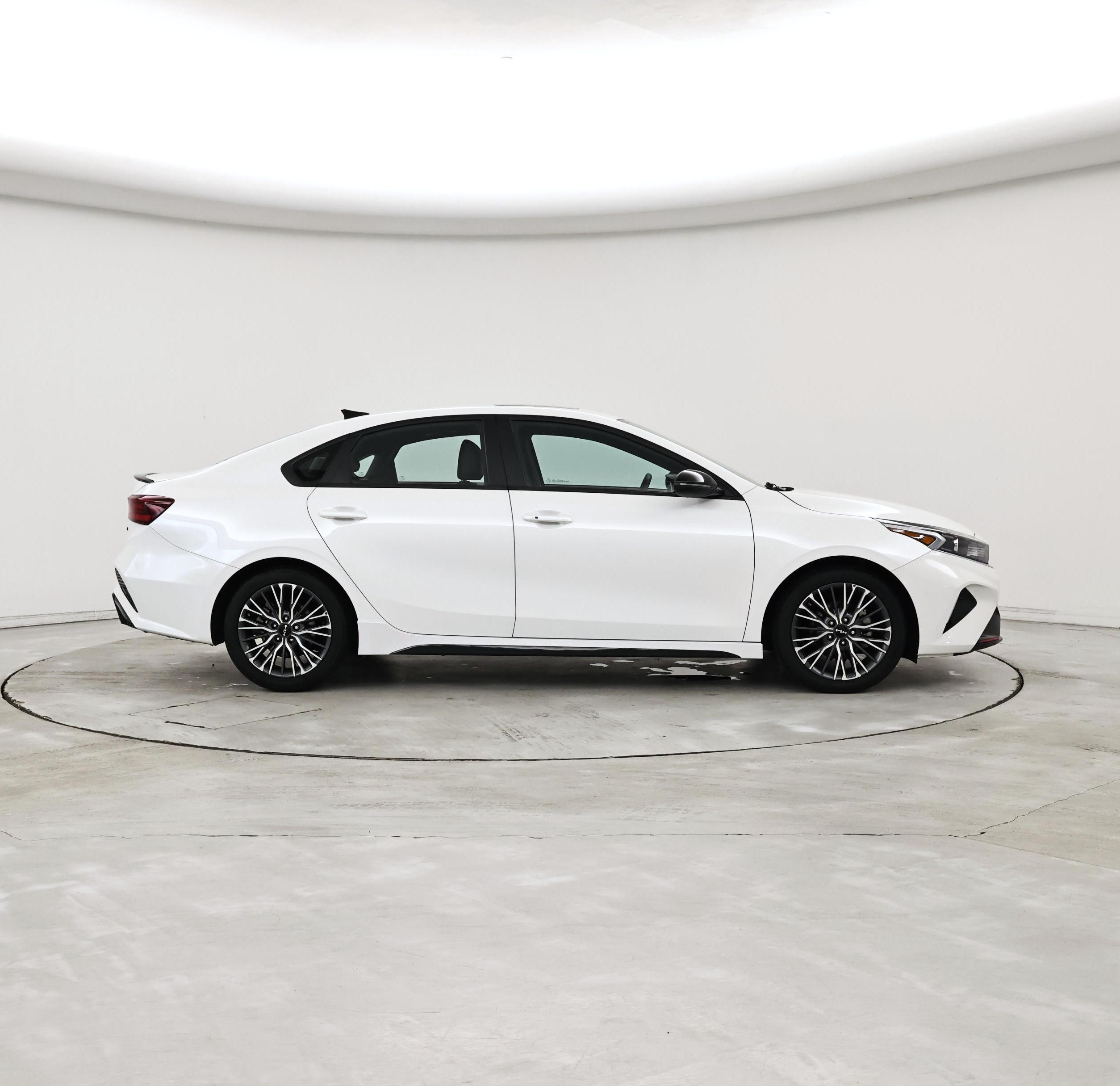 Thumbnail: 2023 Kia Forte - 7