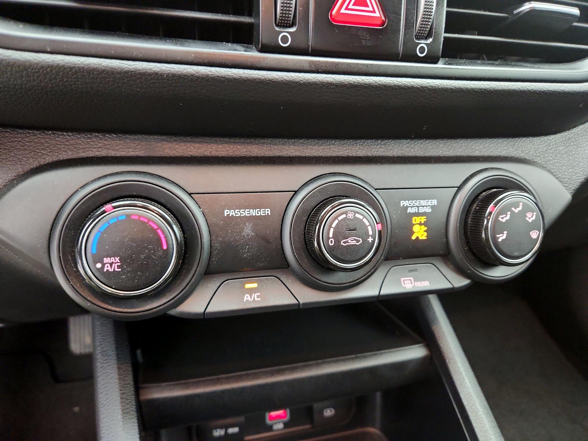 Thumbnail: 2024 Kia Forte - 16