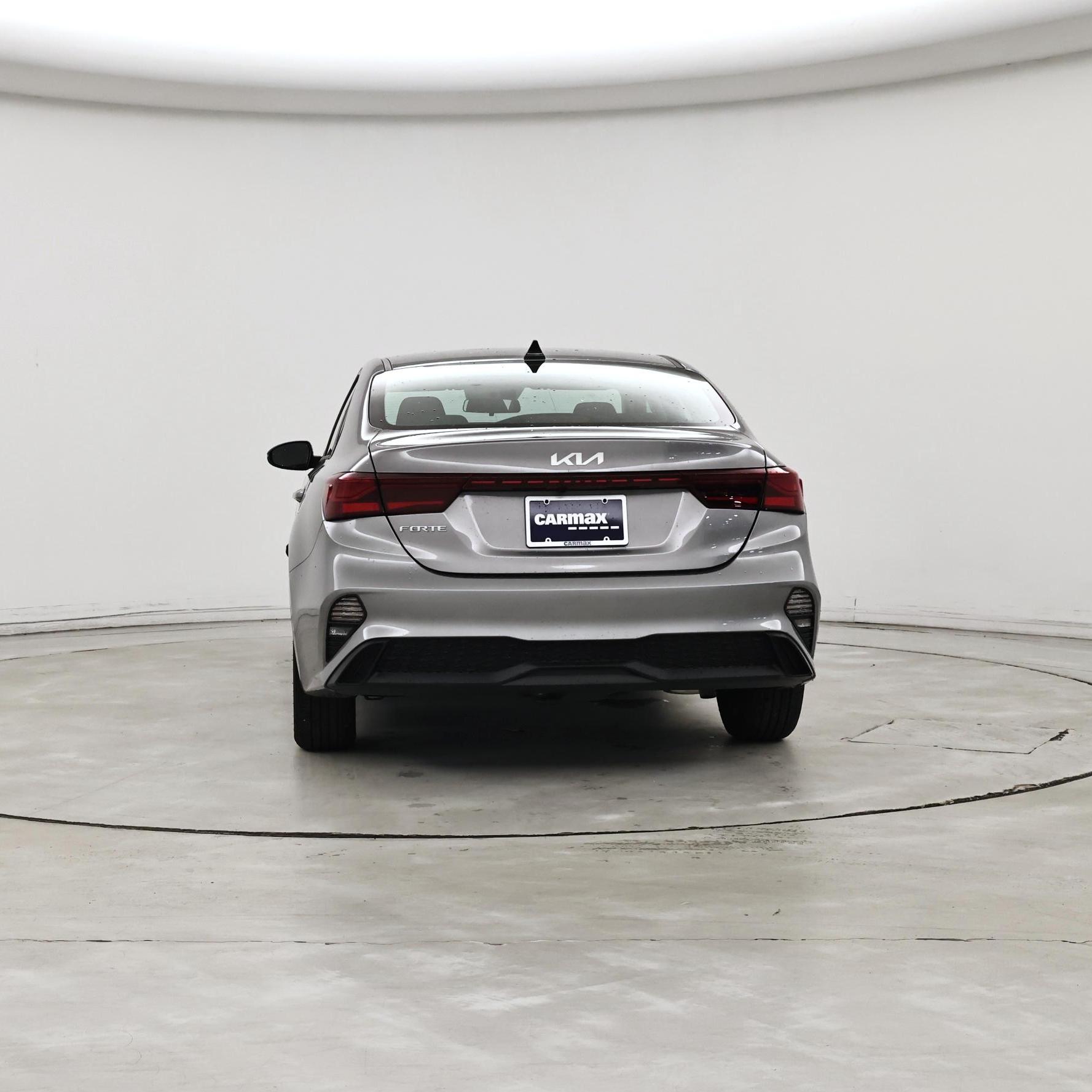 Thumbnail: 2024 Kia Forte - 6