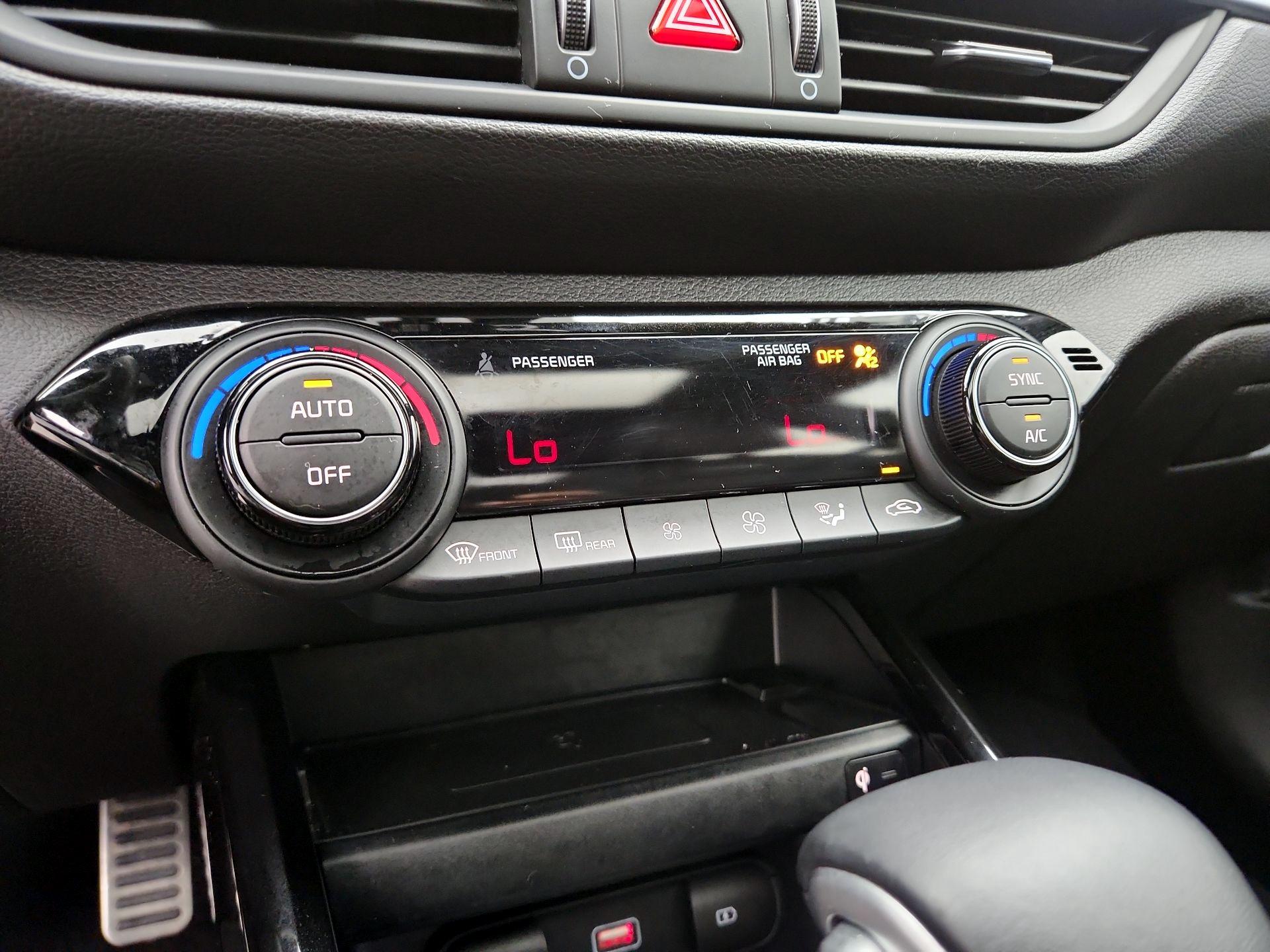 Thumbnail: 2023 Kia Forte - 17