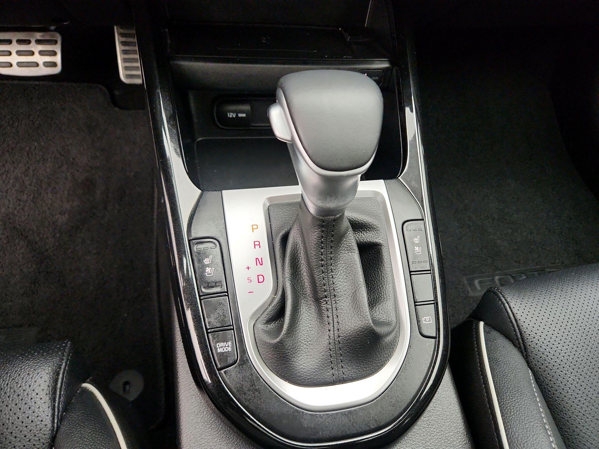 Thumbnail: 2023 Kia Forte - 18