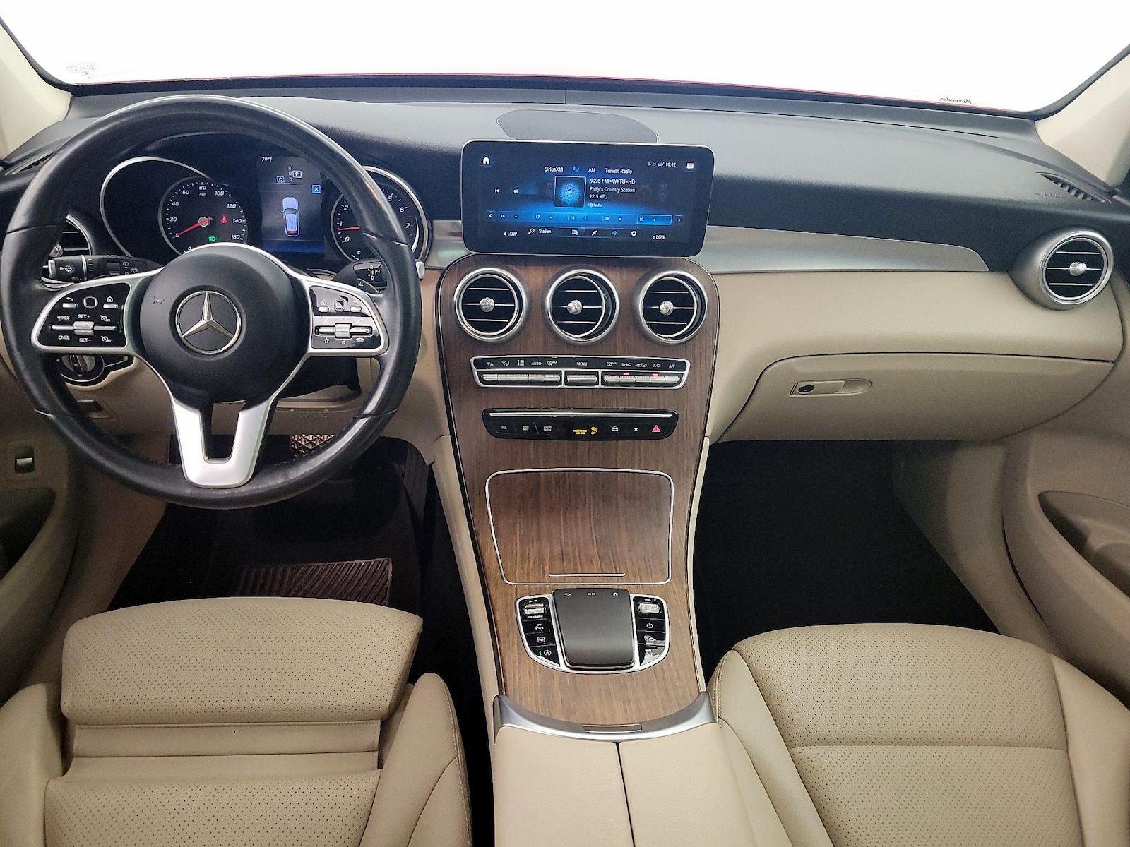 2022 Mercedes-Benz GLC GLC300 - Photo 10