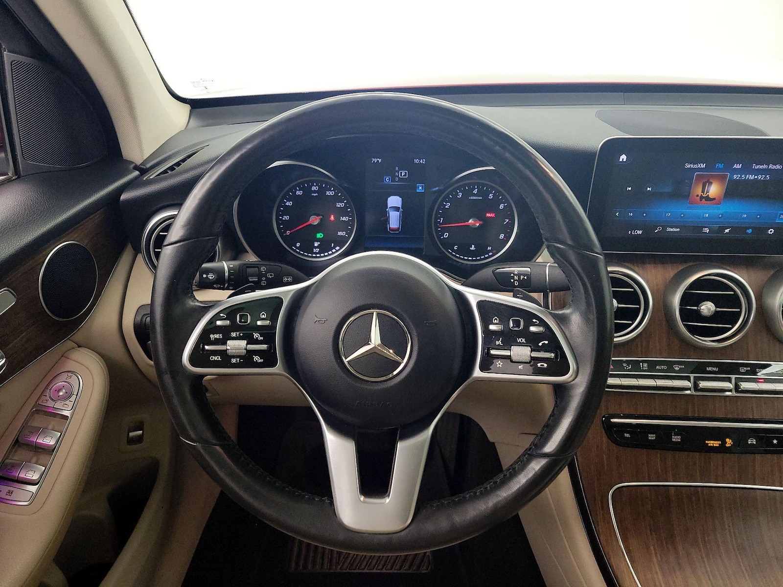 2022 Mercedes-Benz GLC GLC300 - Photo 11