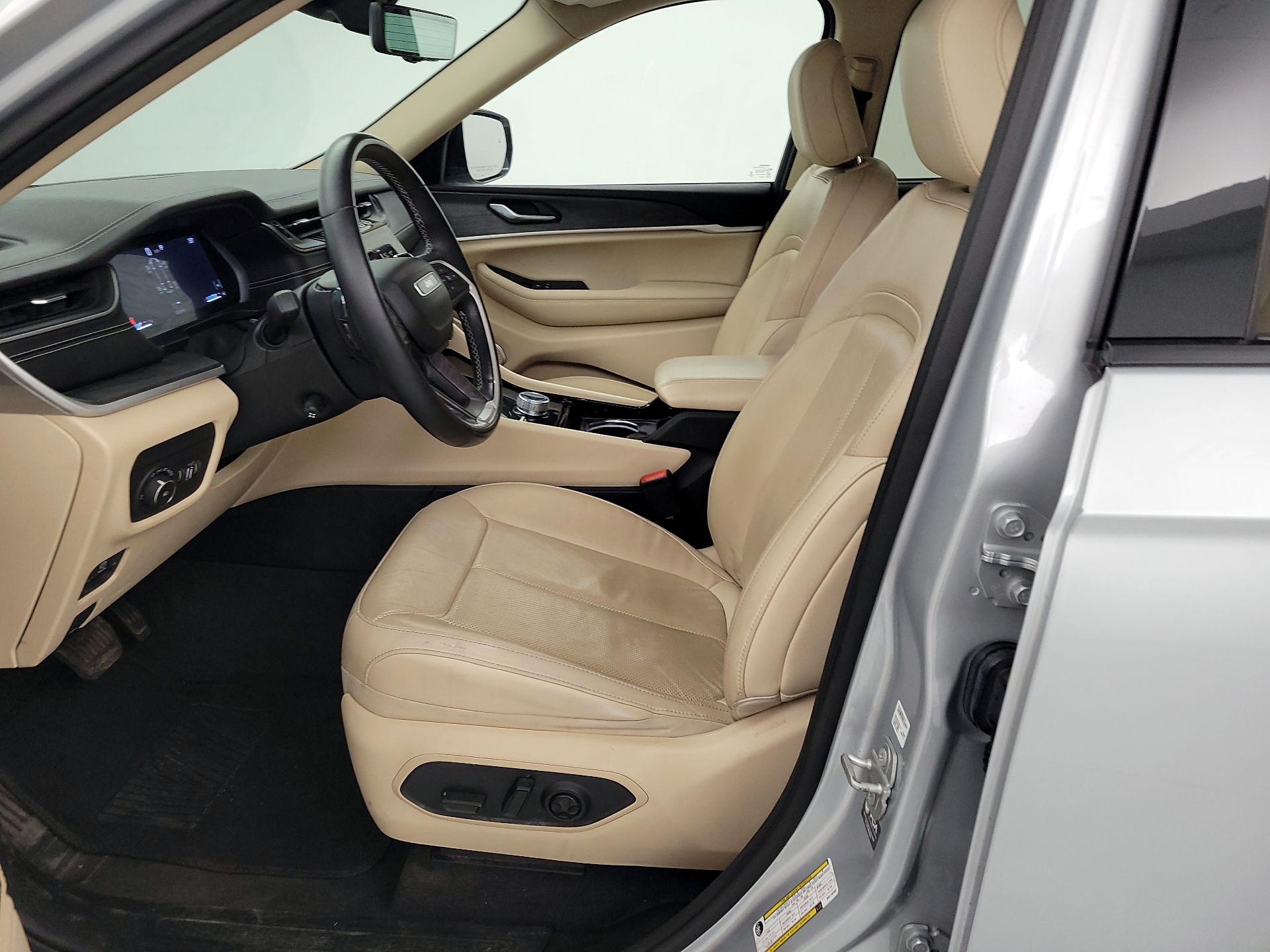 Thumbnail: 2021 Jeep Grand Cherokee L - 11