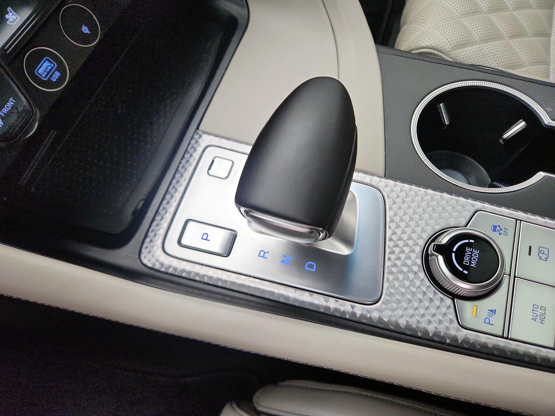 Thumbnail: 2023 Genesis G70 - 18