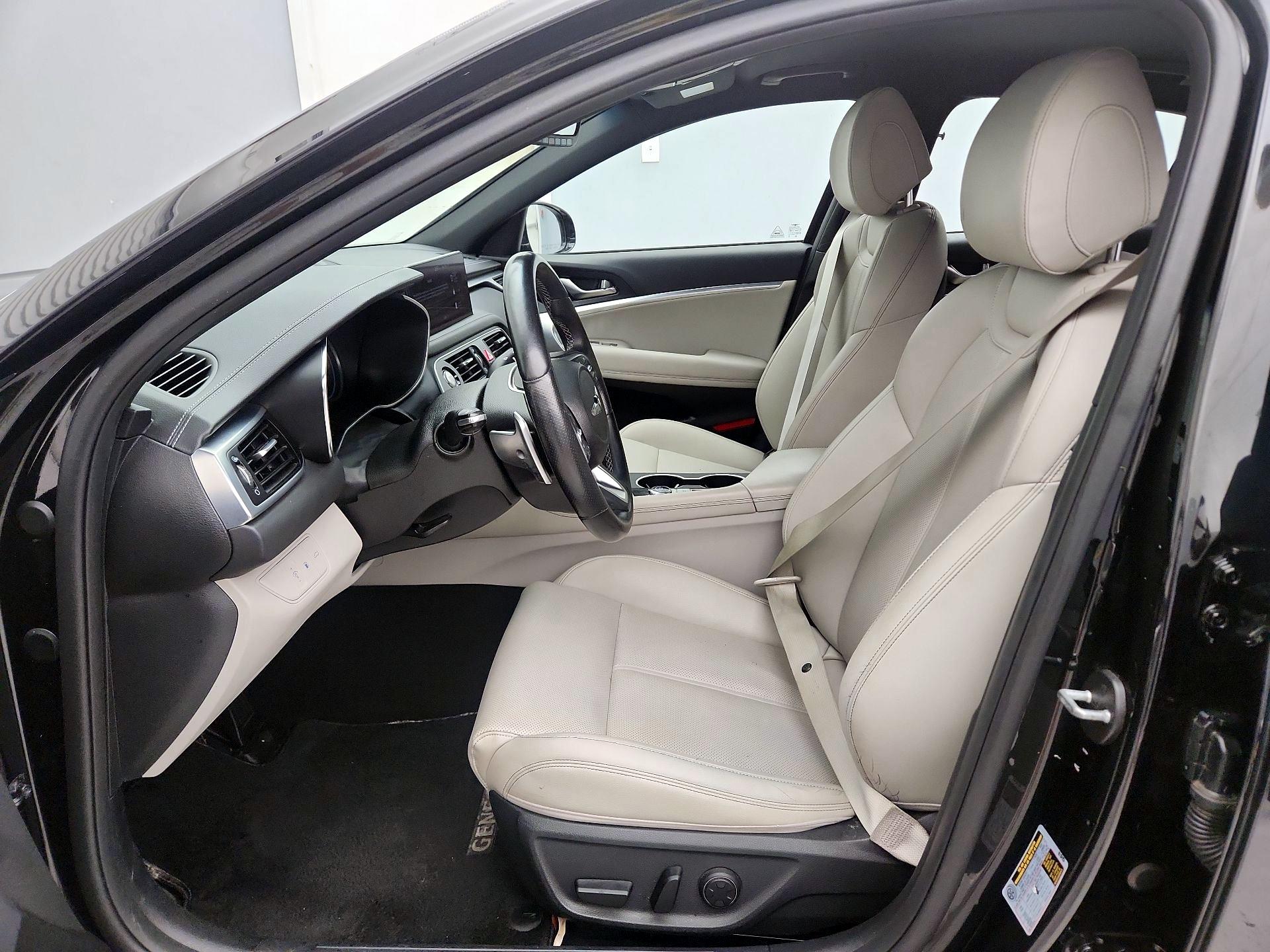 Thumbnail: 2023 Genesis G70 - 11