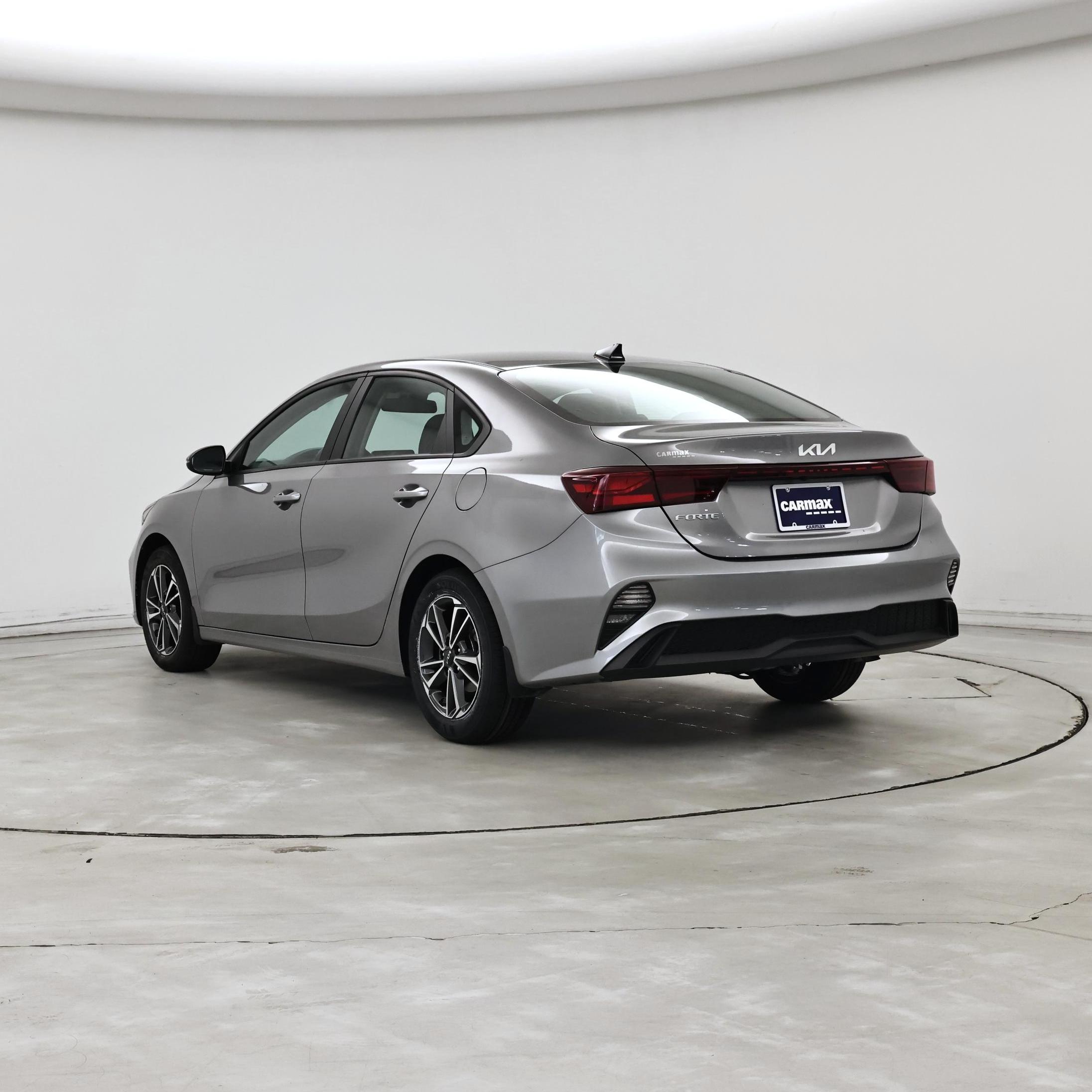 Thumbnail: 2023 Kia Forte - 2