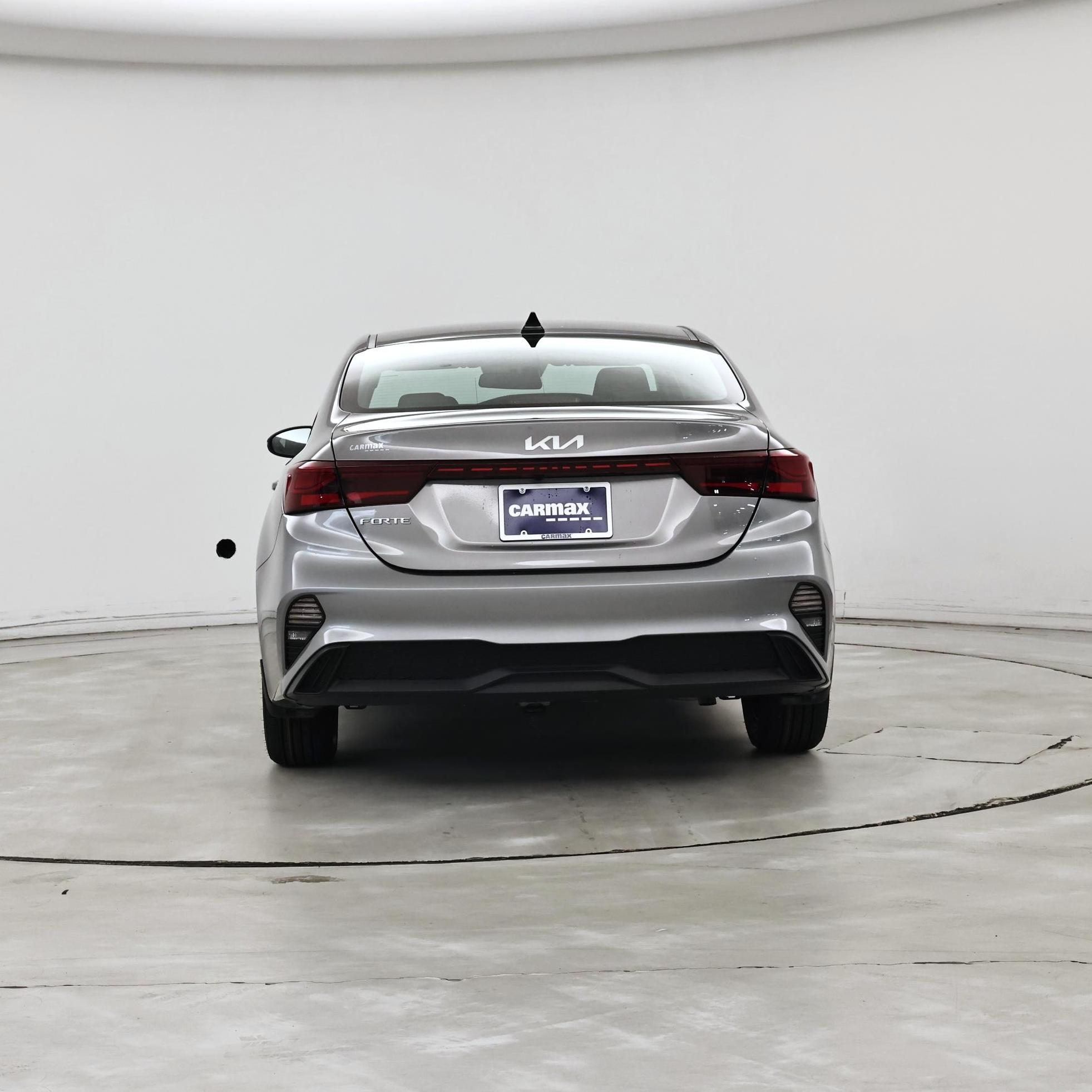 Thumbnail: 2023 Kia Forte - 6