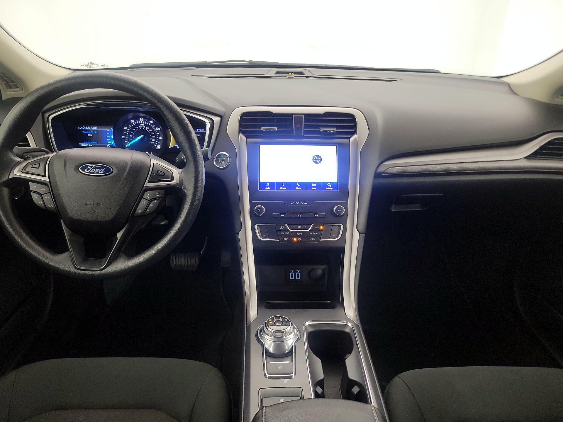 Thumbnail: 2020 Ford Fusion - 9