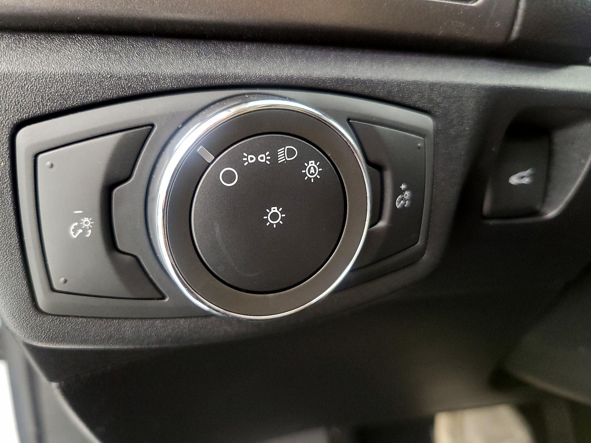 Thumbnail: 2020 Ford Fusion - 13