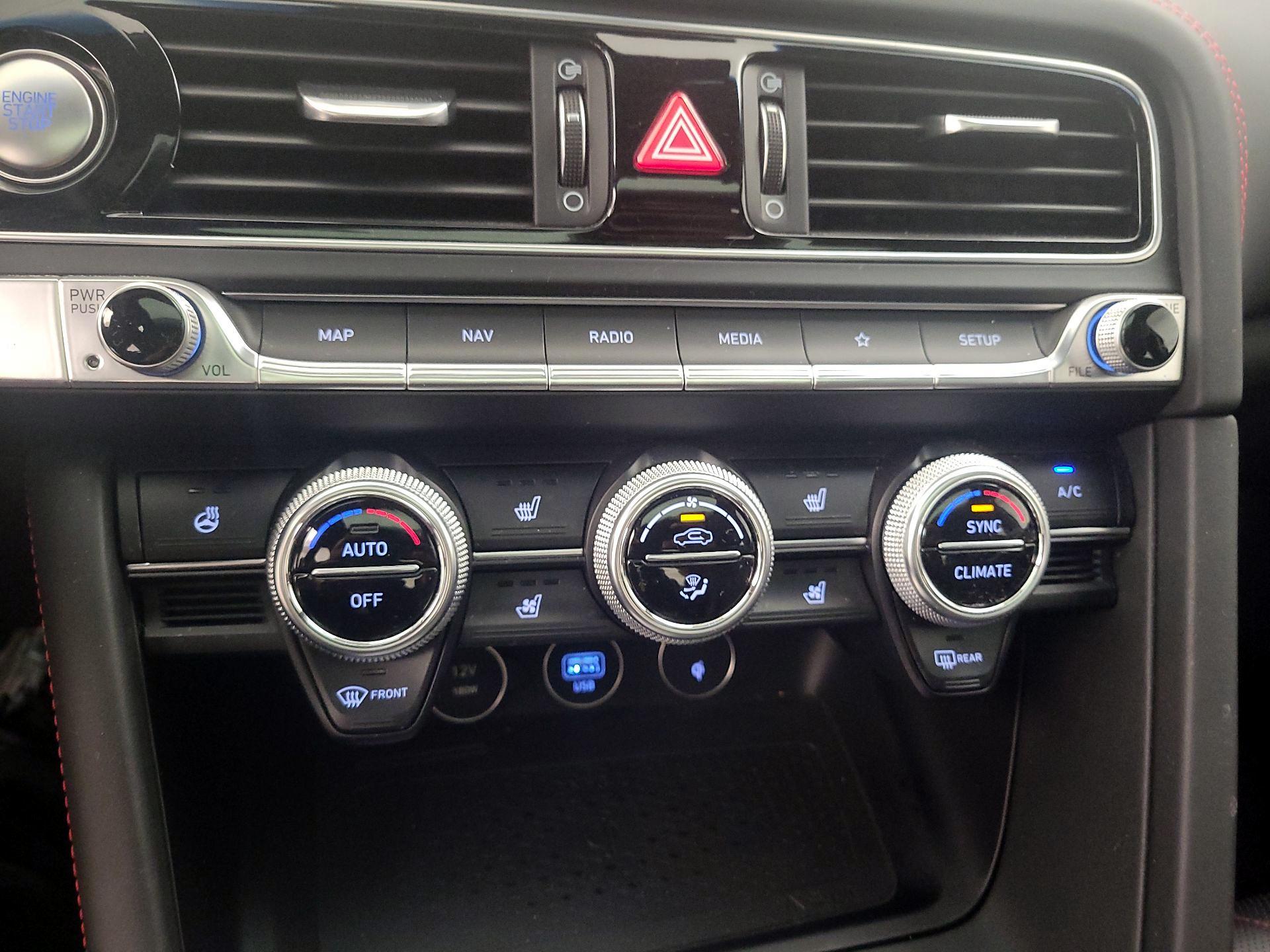 Thumbnail: 2023 Genesis G70 - 16