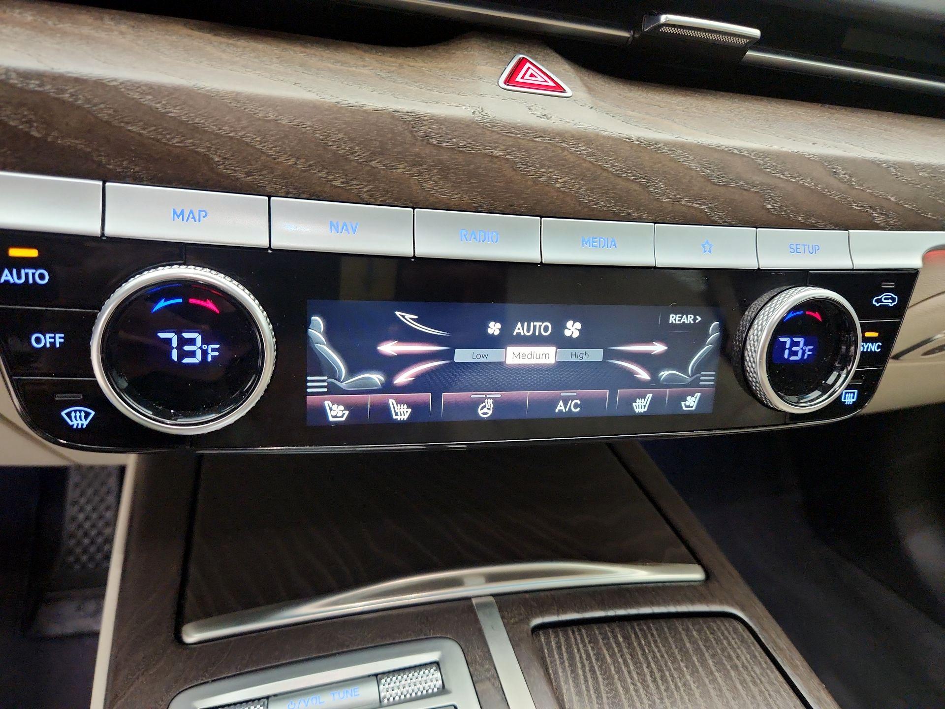 Thumbnail: 2023 Genesis G80 - 17