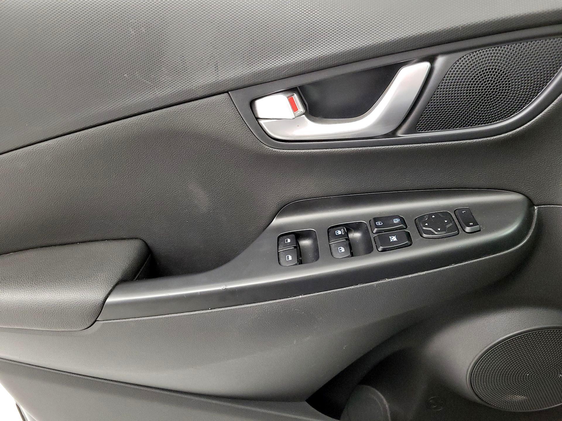 Thumbnail: 2023 Hyundai Kona - 12