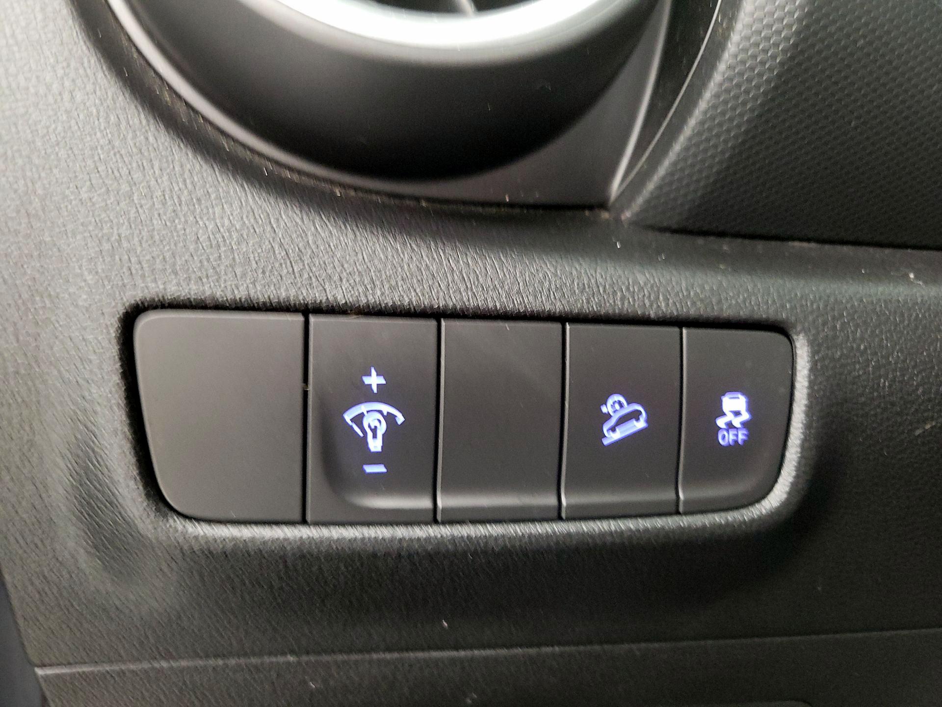 Thumbnail: 2023 Hyundai Kona - 13