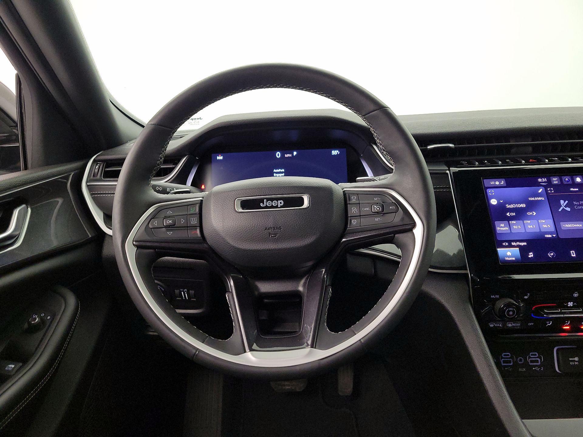 Thumbnail: 2023 Jeep Grand Cherokee L - 10
