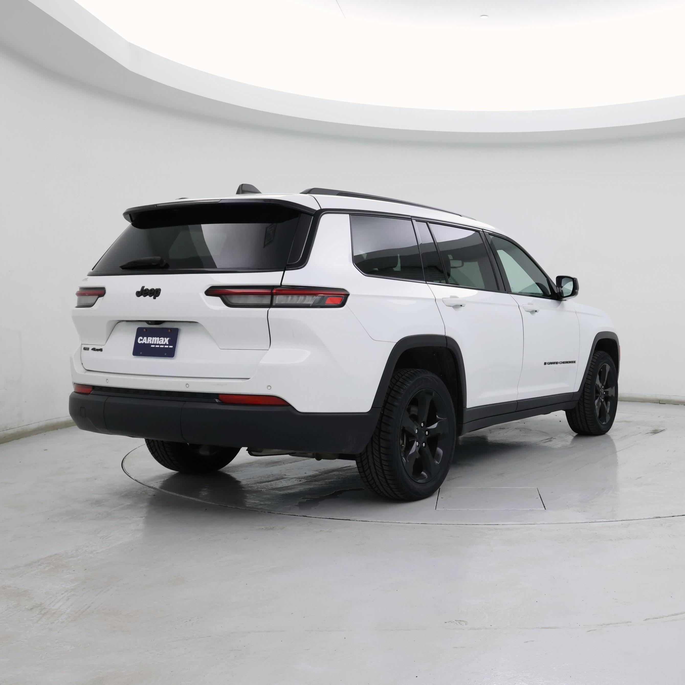 Thumbnail: 2023 Jeep Grand Cherokee L - 8