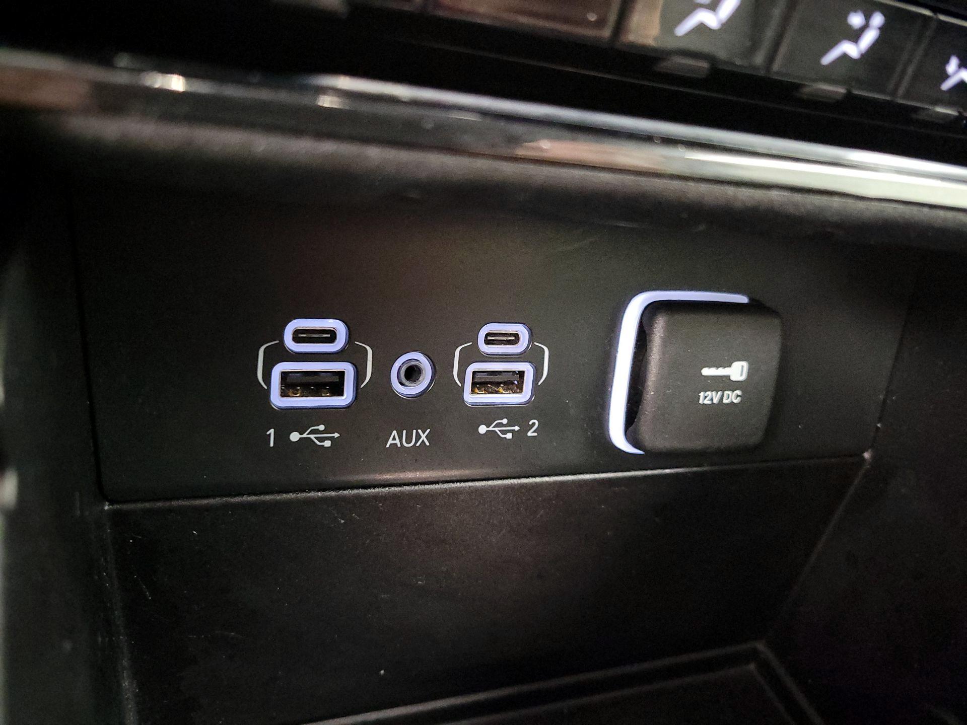 Thumbnail: 2023 Jeep Grand Cherokee L - 19