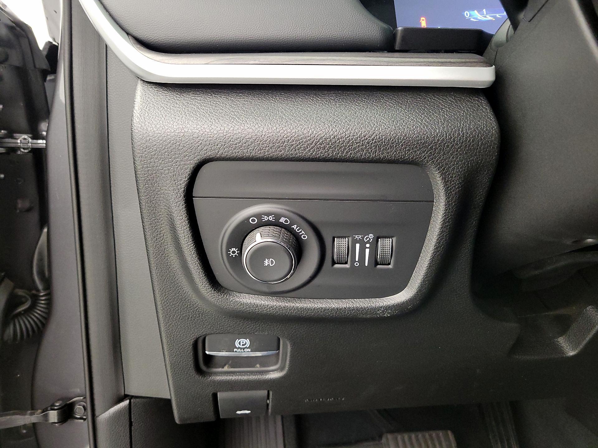 Thumbnail: 2023 Jeep Grand Cherokee L - 13