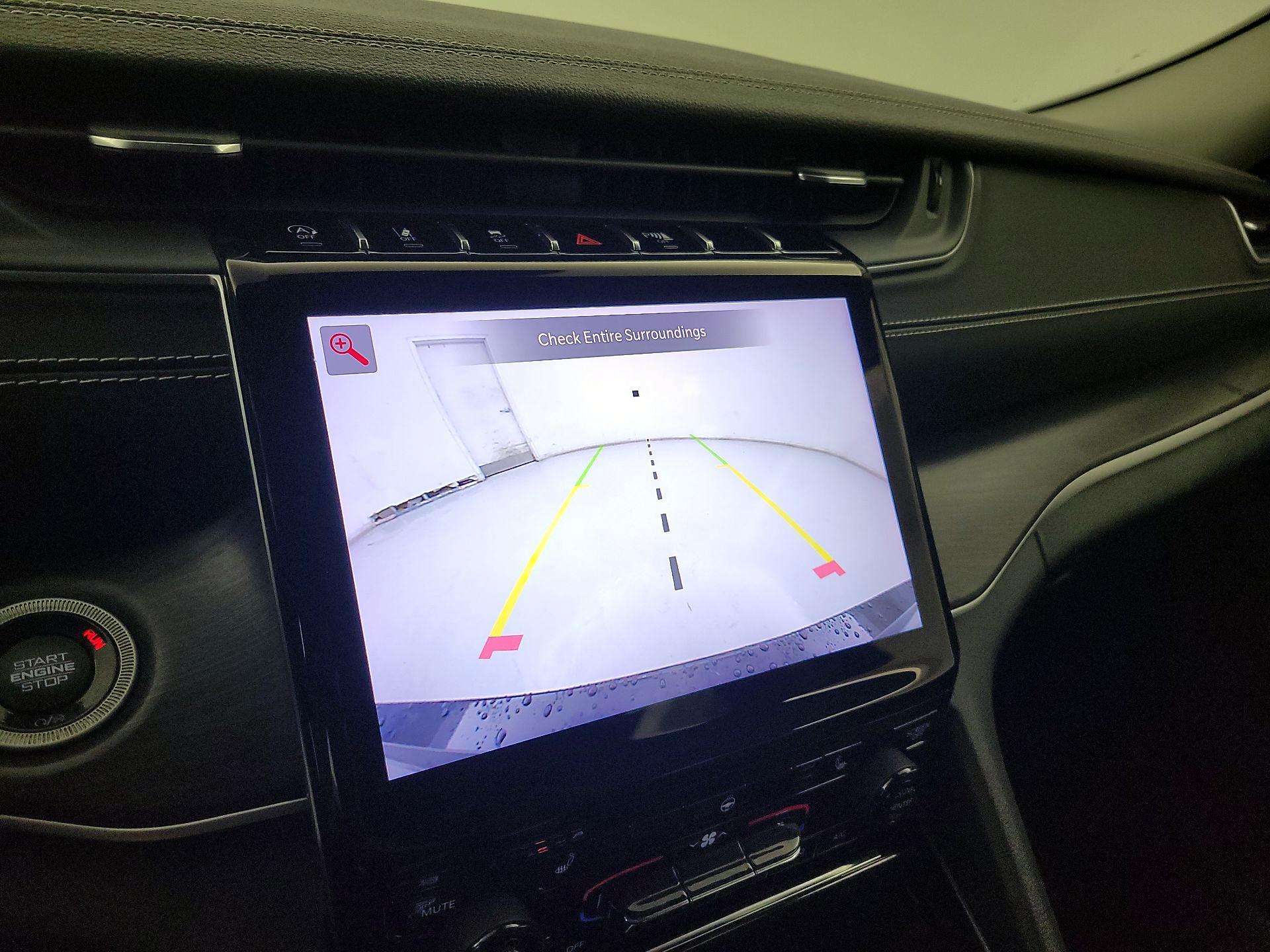 Thumbnail: 2023 Jeep Grand Cherokee L - 15