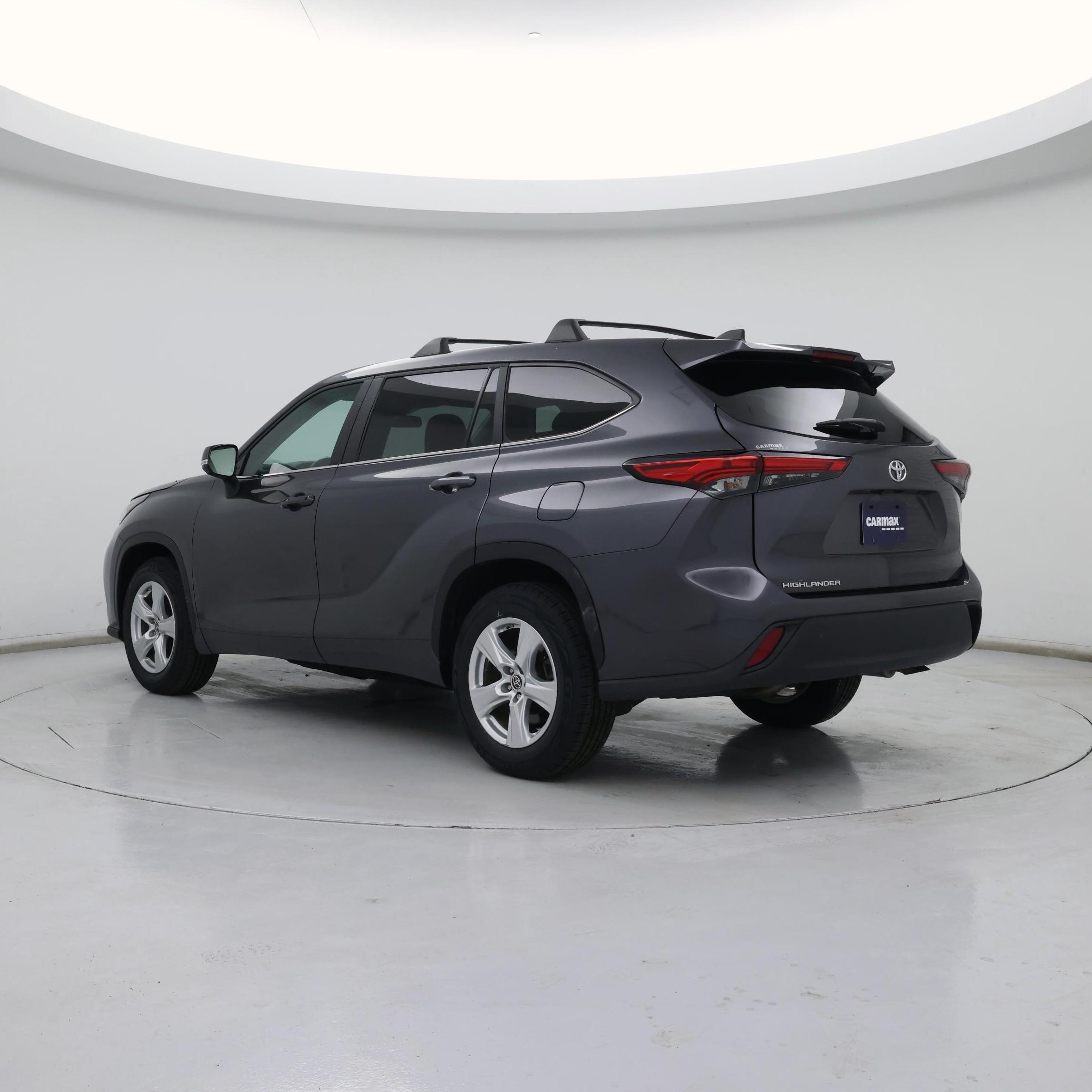 Thumbnail: 2023 Toyota Highlander - 2