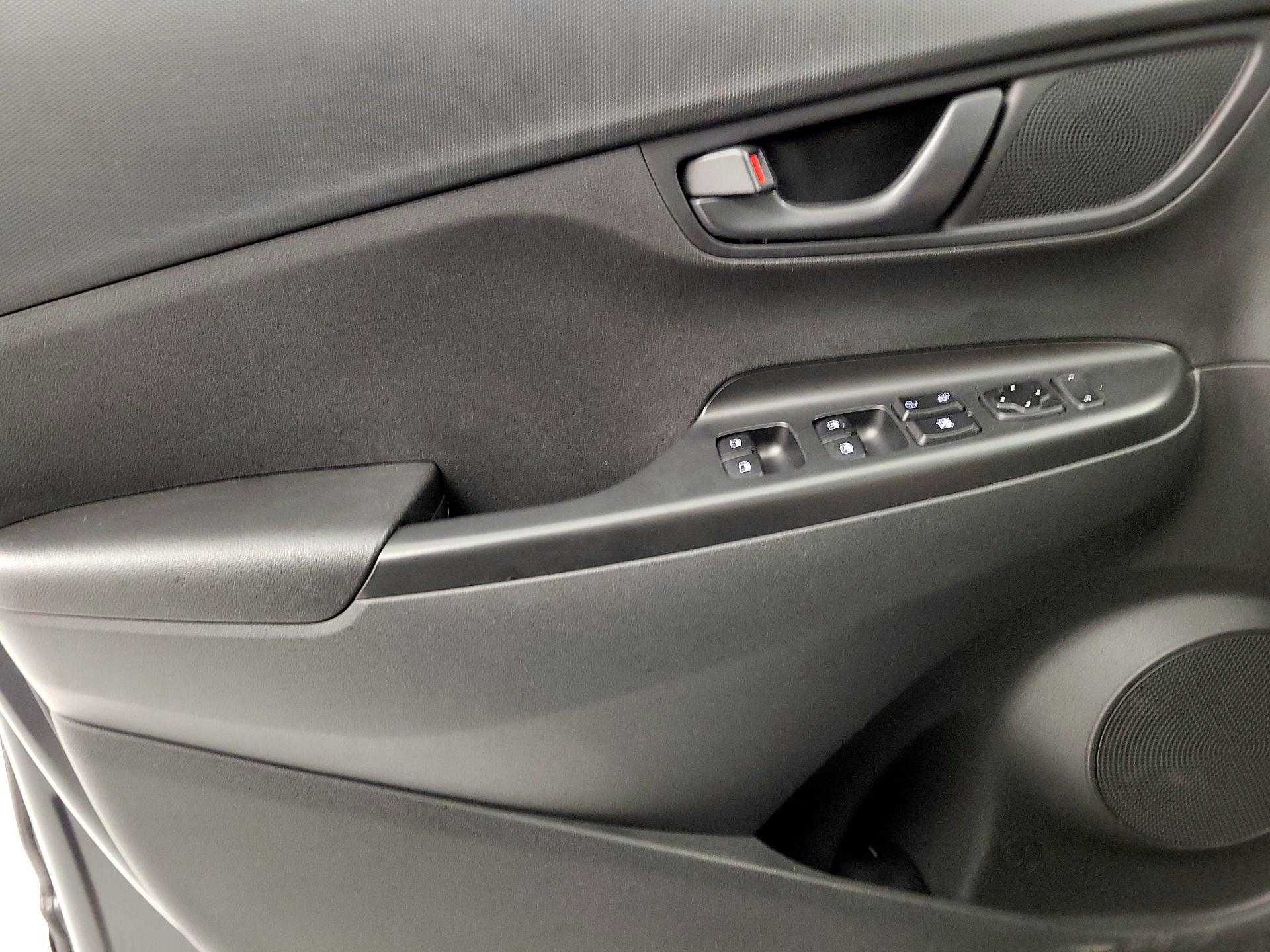 Thumbnail: 2023 Hyundai Kona - 12