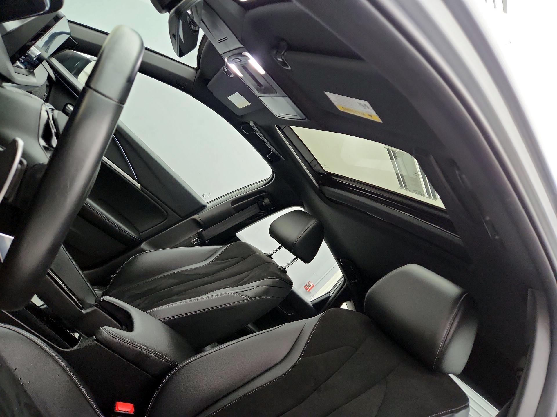 Thumbnail: 2023 Acura Integra - 19