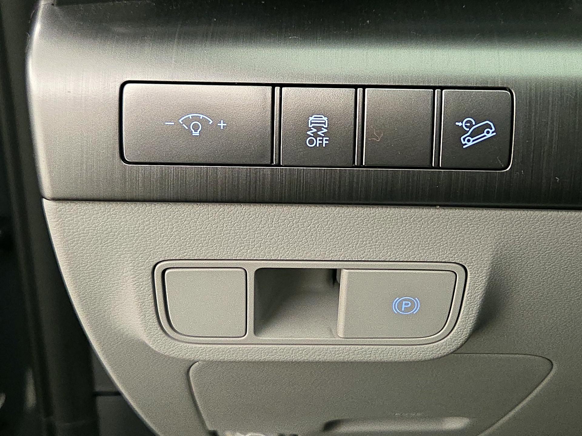 Thumbnail: 2025 Hyundai Kona - 13